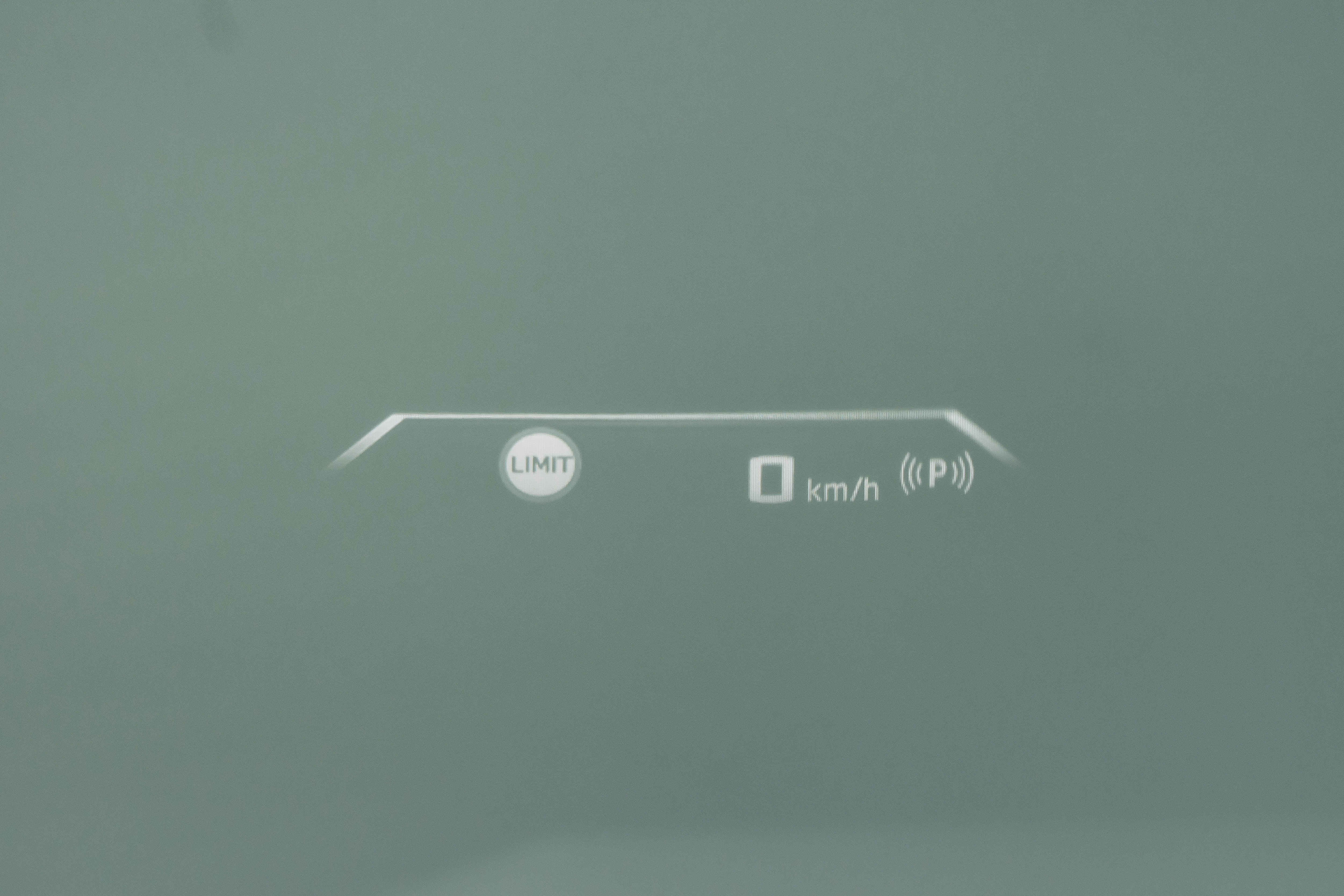 BMW X1 M35Li 2025 car image #13