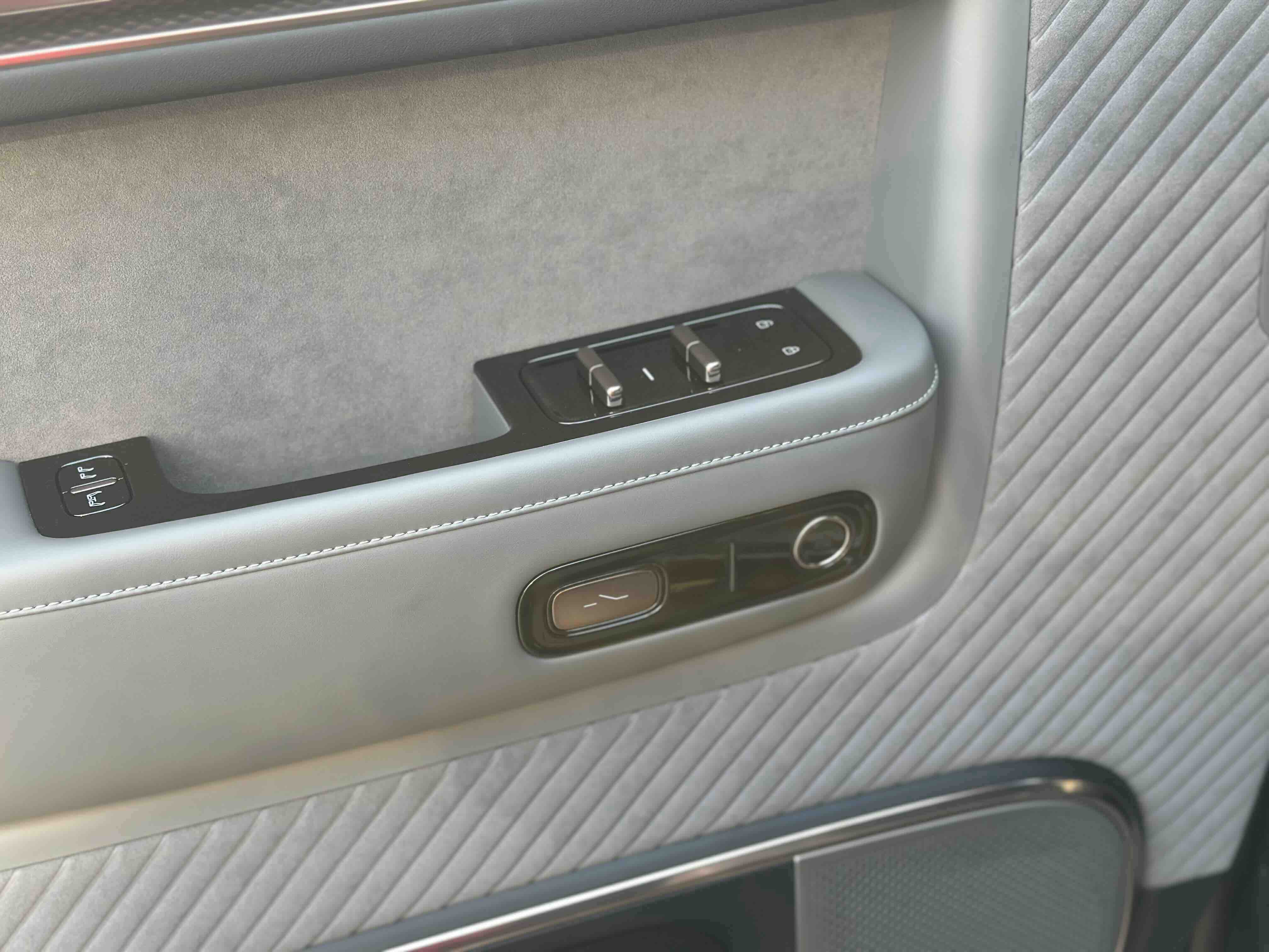 Zeekr MIX 2024 صورة سيارة #13