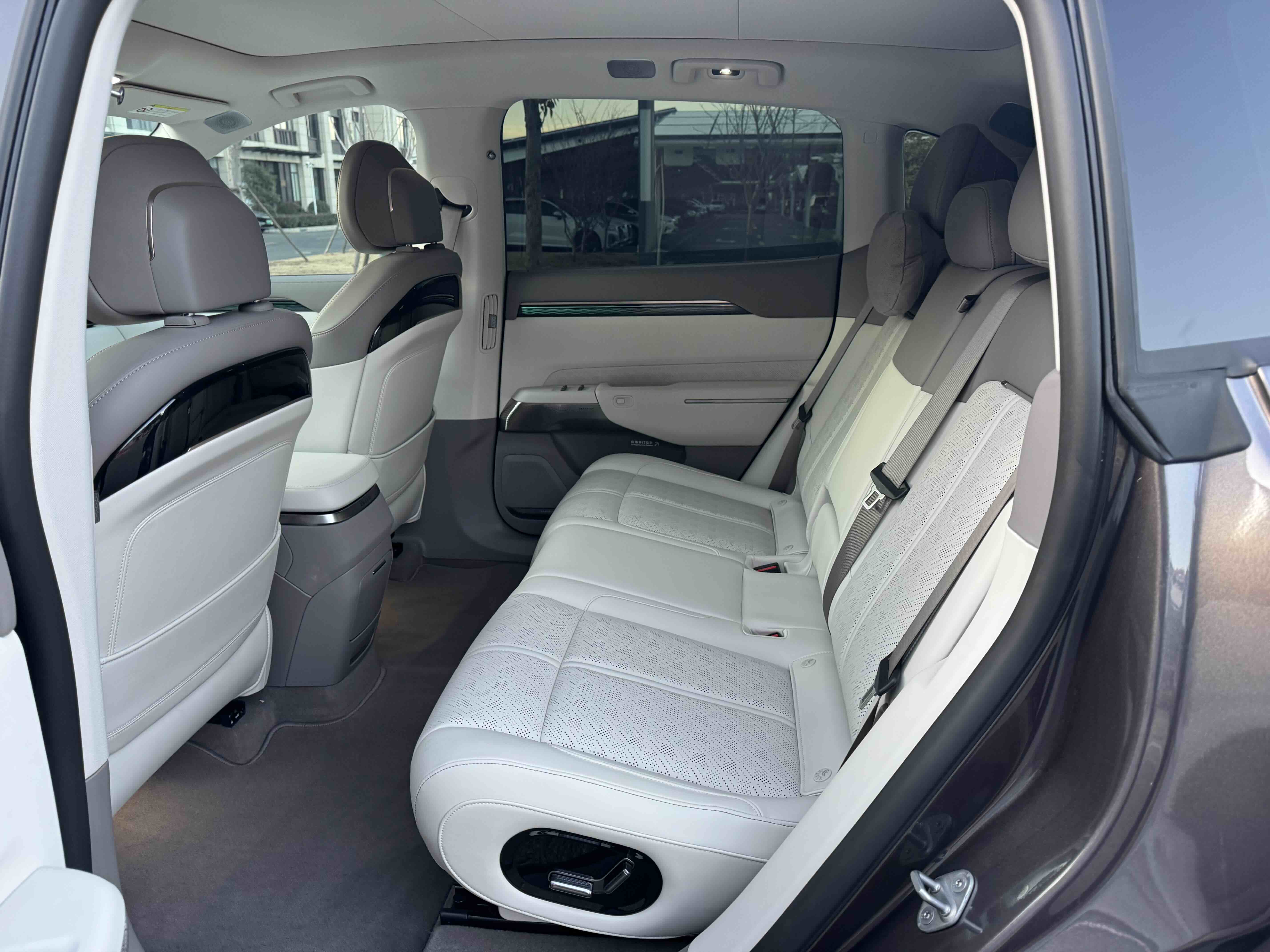 极氪 极氪7X 2025 汽车图片 #13