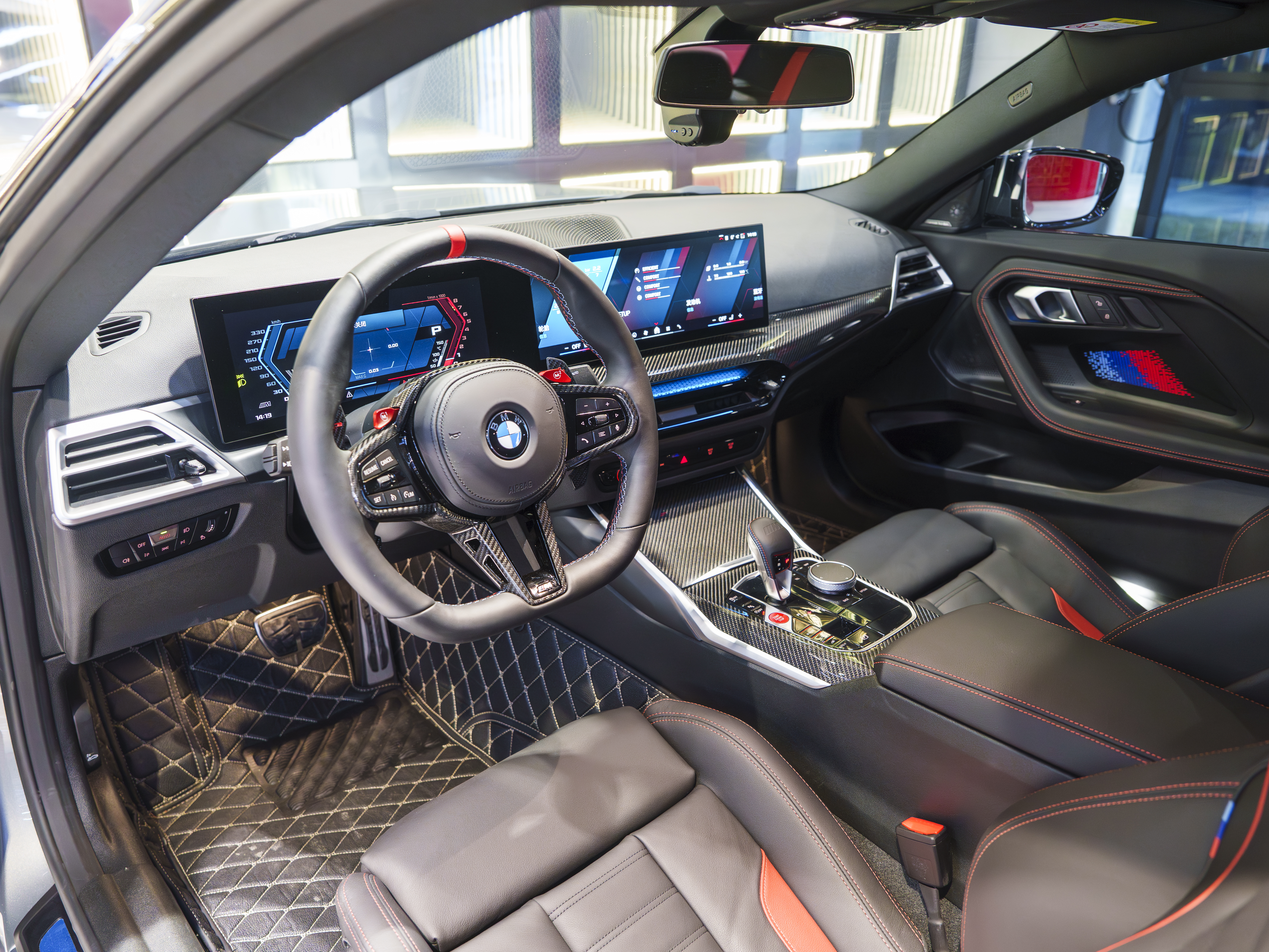 BMW M2 2025 car image #13