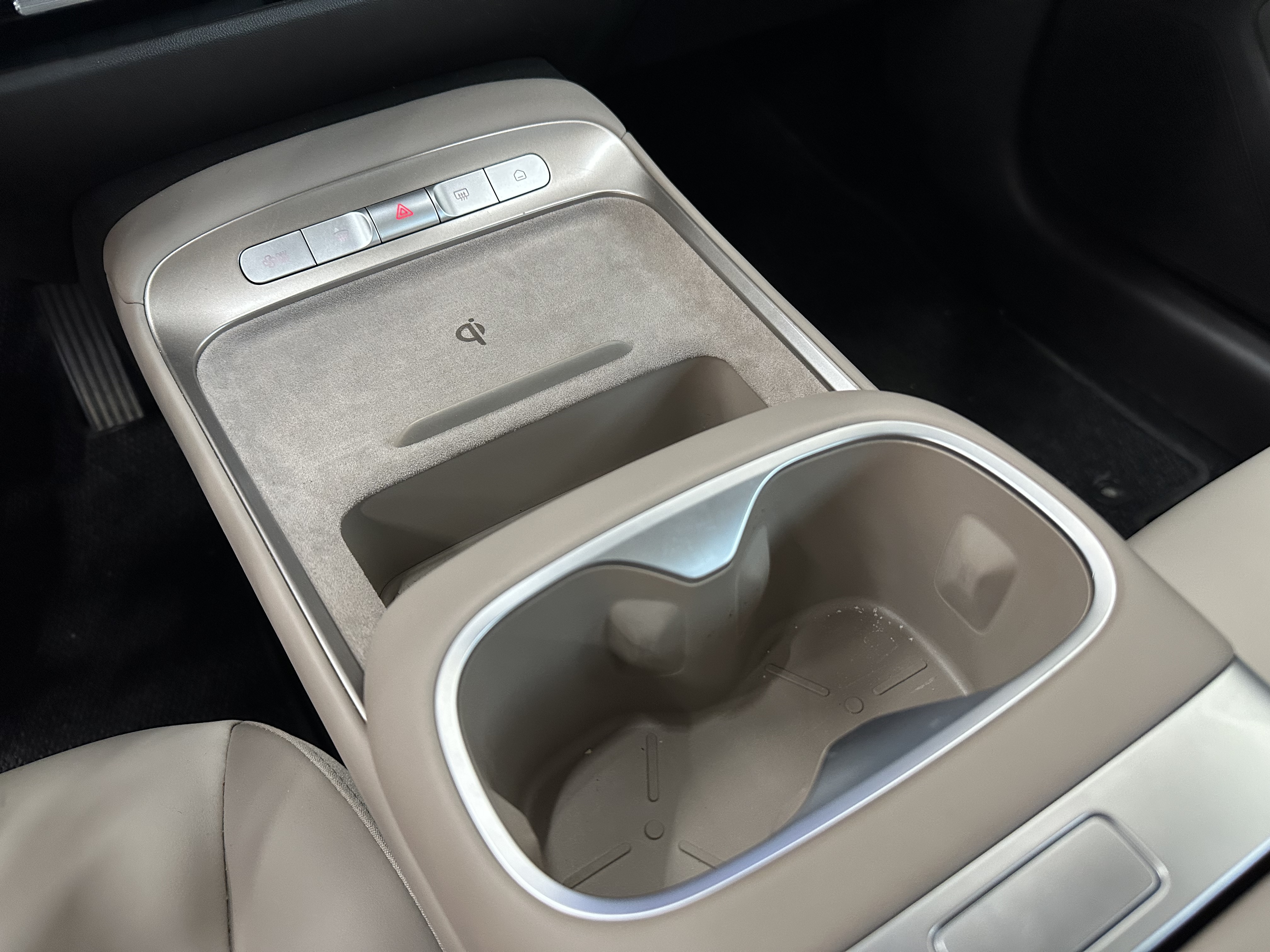 MG ES5 2024 #13 MG ES5 2024 car image #13