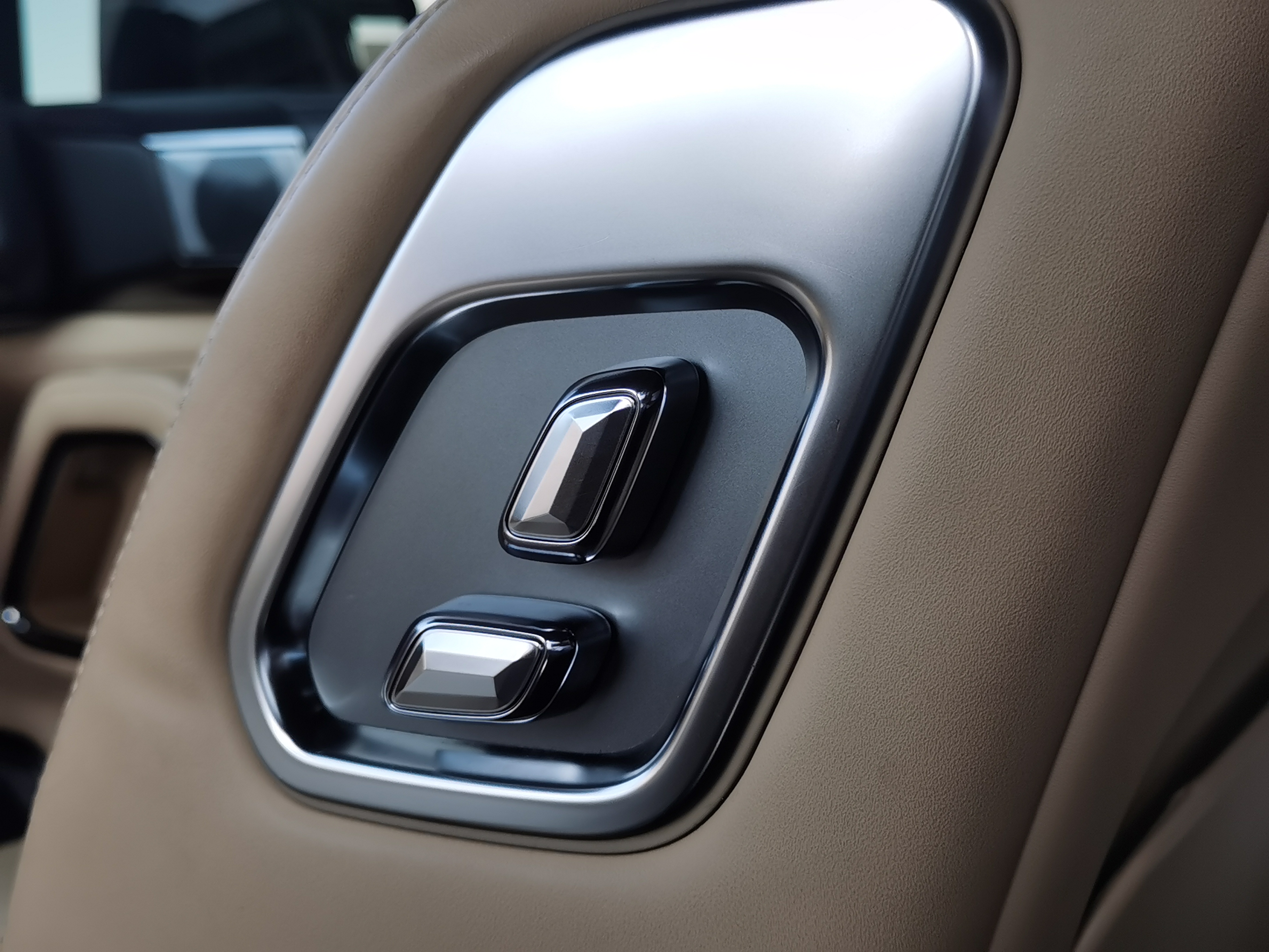 FangChengBao Leopard 8 2025 صورة سيارة #13