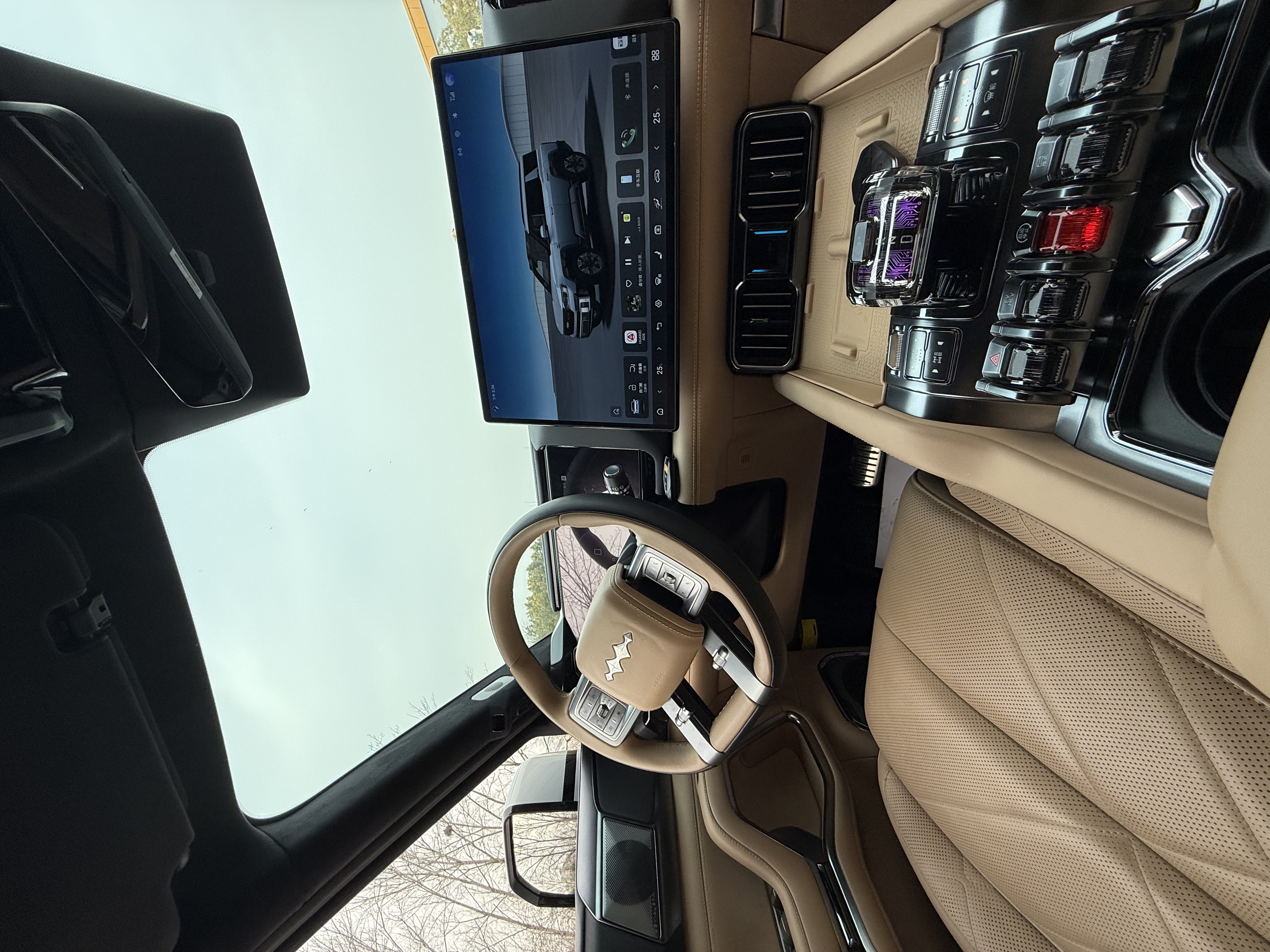 FangChengBao Leopard 8 2025 car image #13