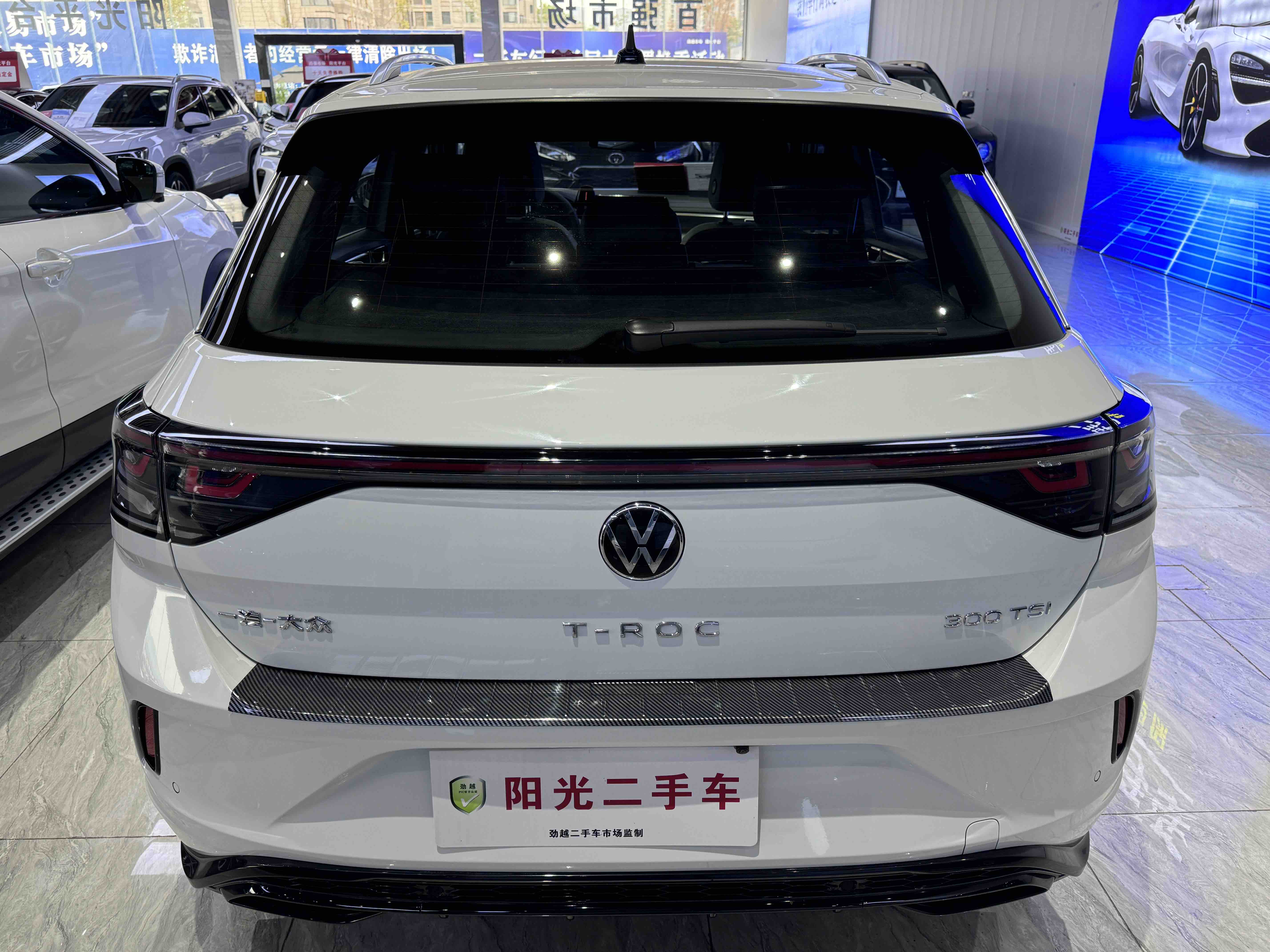 T-Roc 2025 car image #13