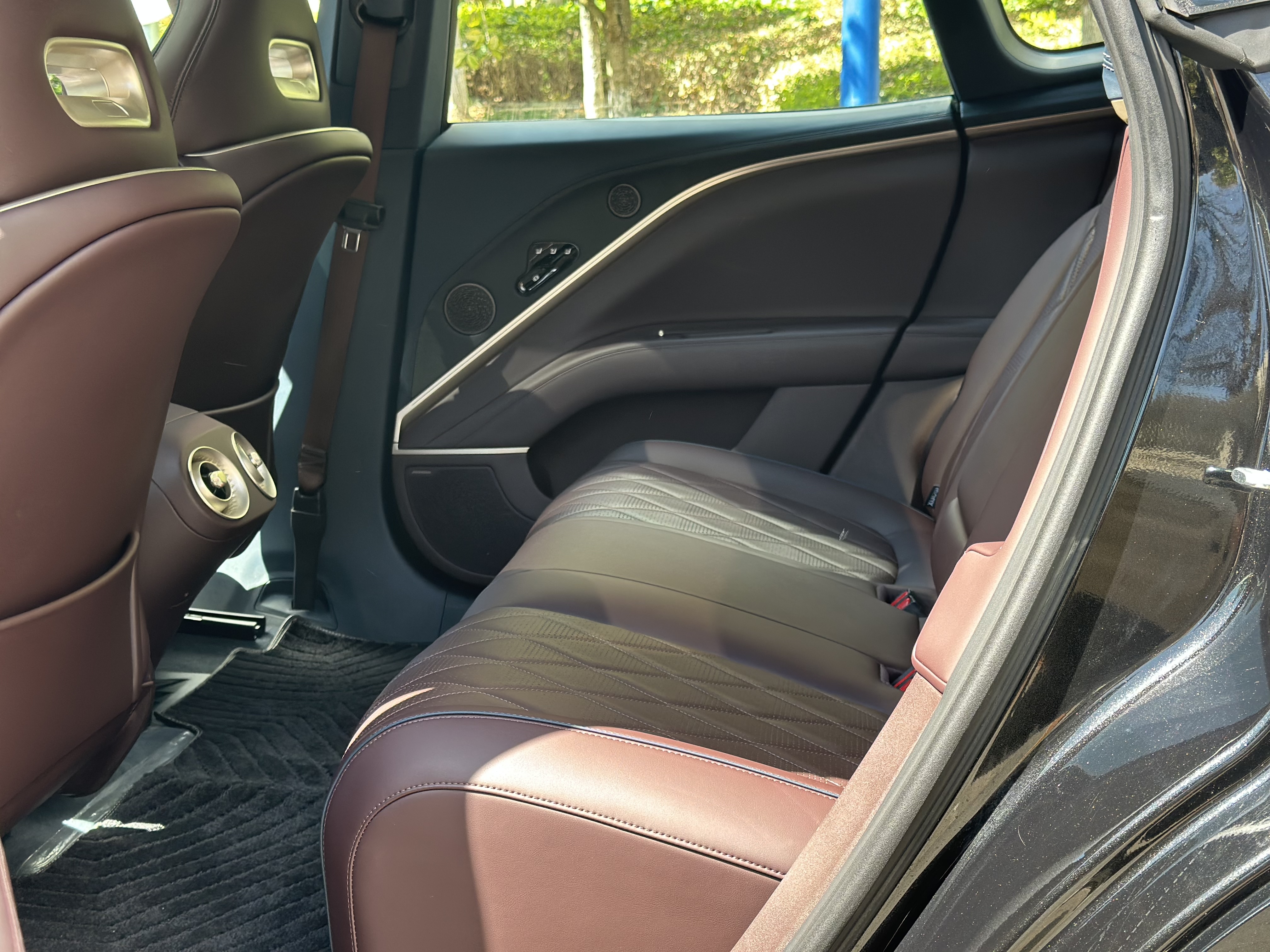 Avatr 11 2025 imagem de carro #13