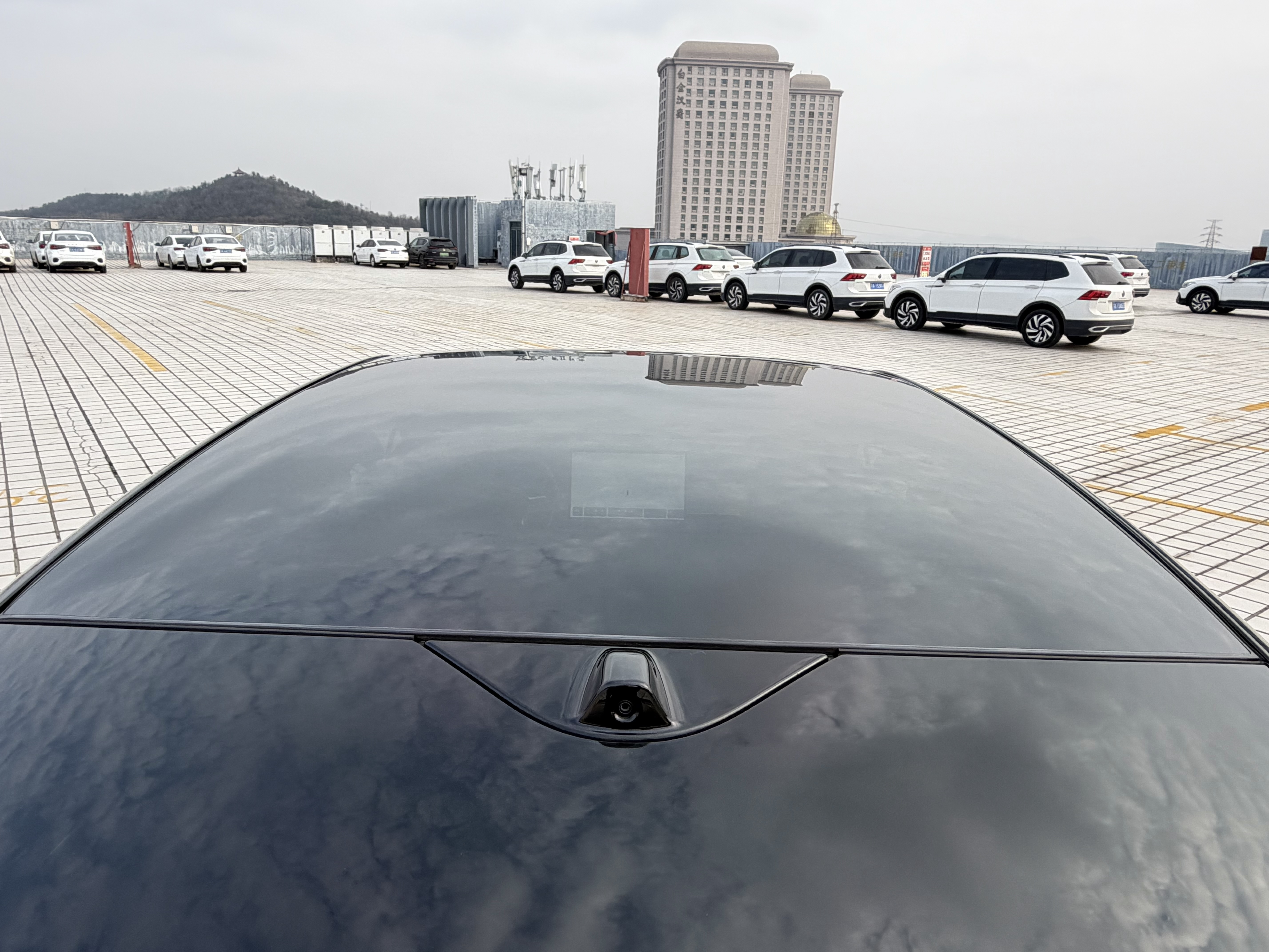 Denza Z9 2024 car image #13