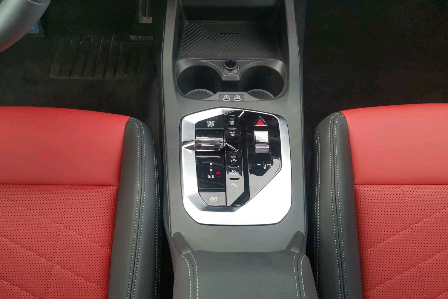 BMW M235L 2024 car image #13