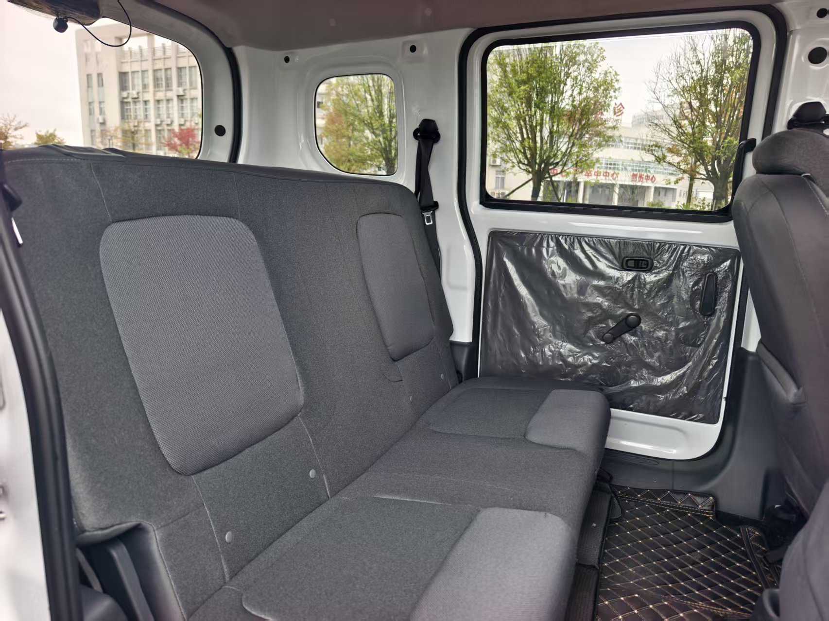 五菱汽车 五菱之光新能源 2025 汽车图片 #13