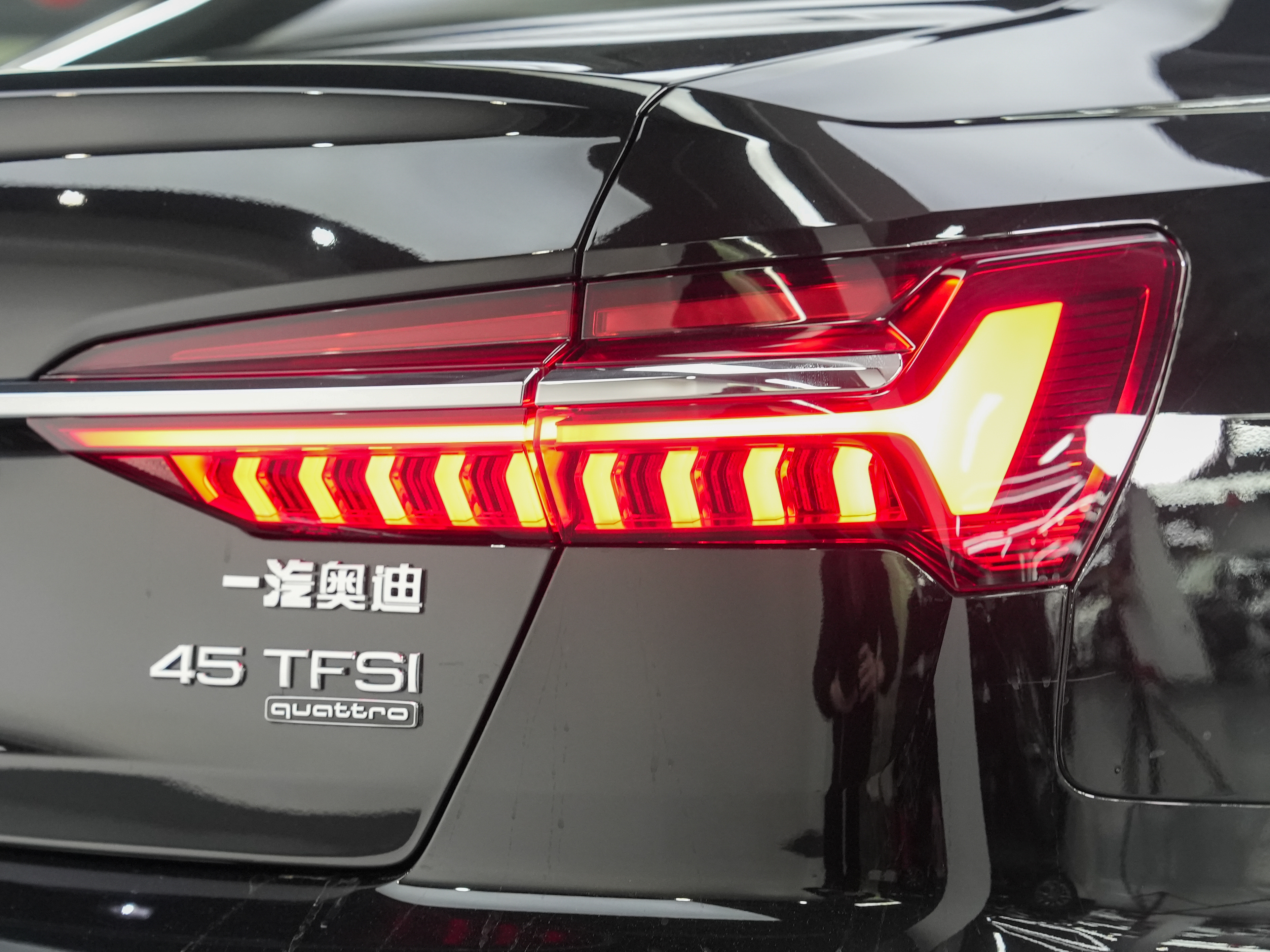 Audi A6L 2025 #13 Audi A6L 2025 car image #13