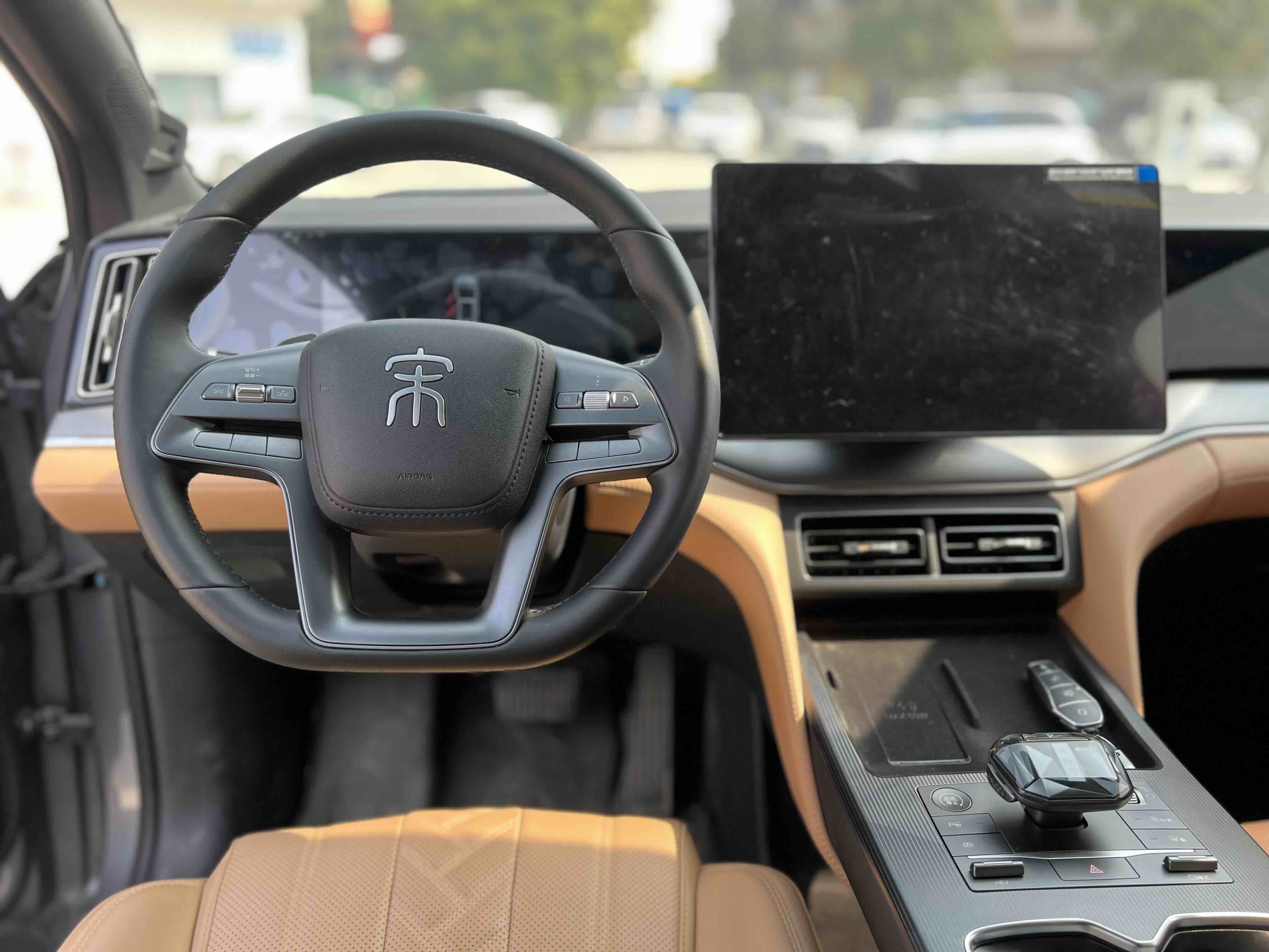 BYD SongL DM-i 2025 car image #13
