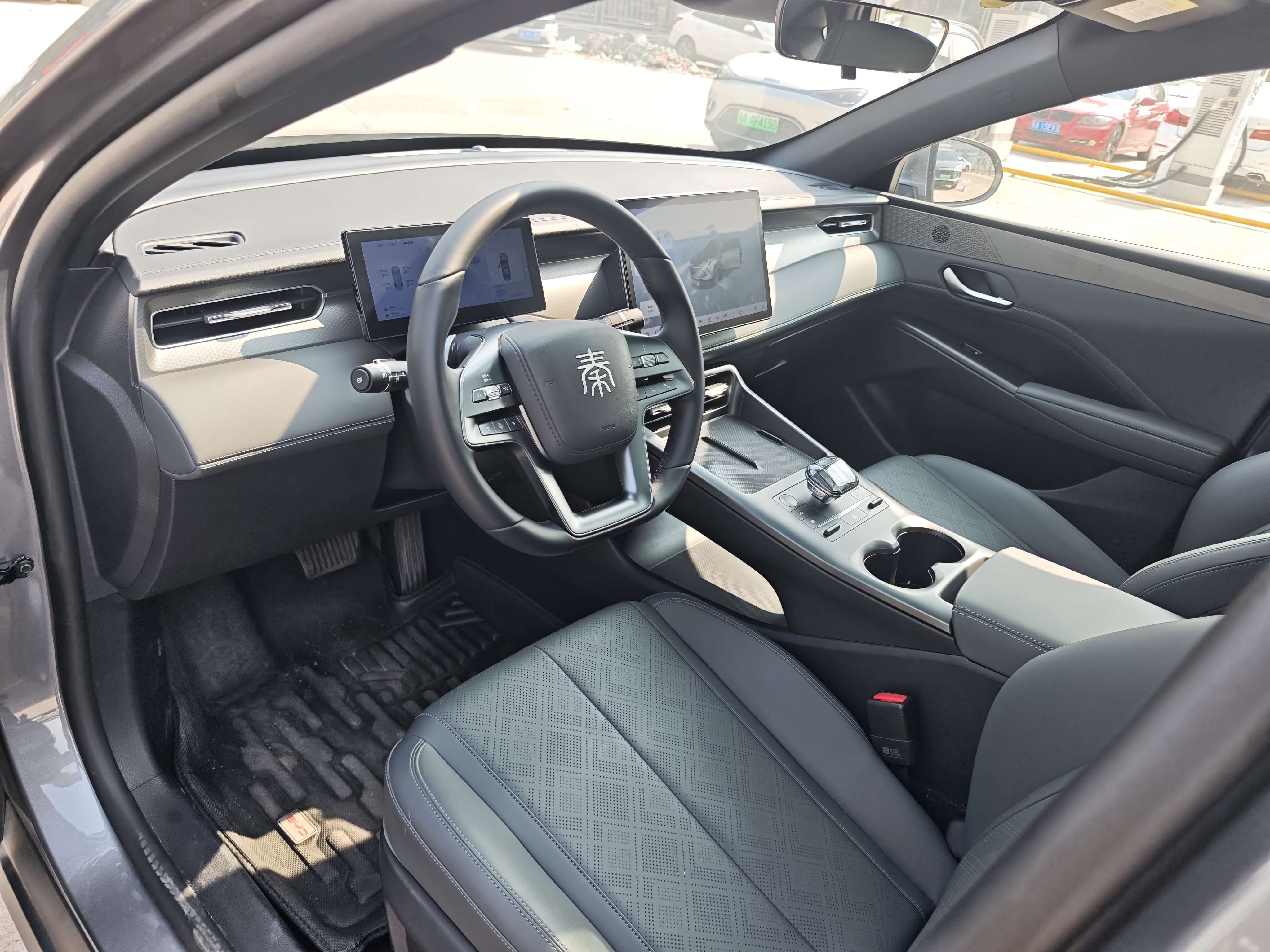 BYD Qin Plus 2025 immagine di auto #13