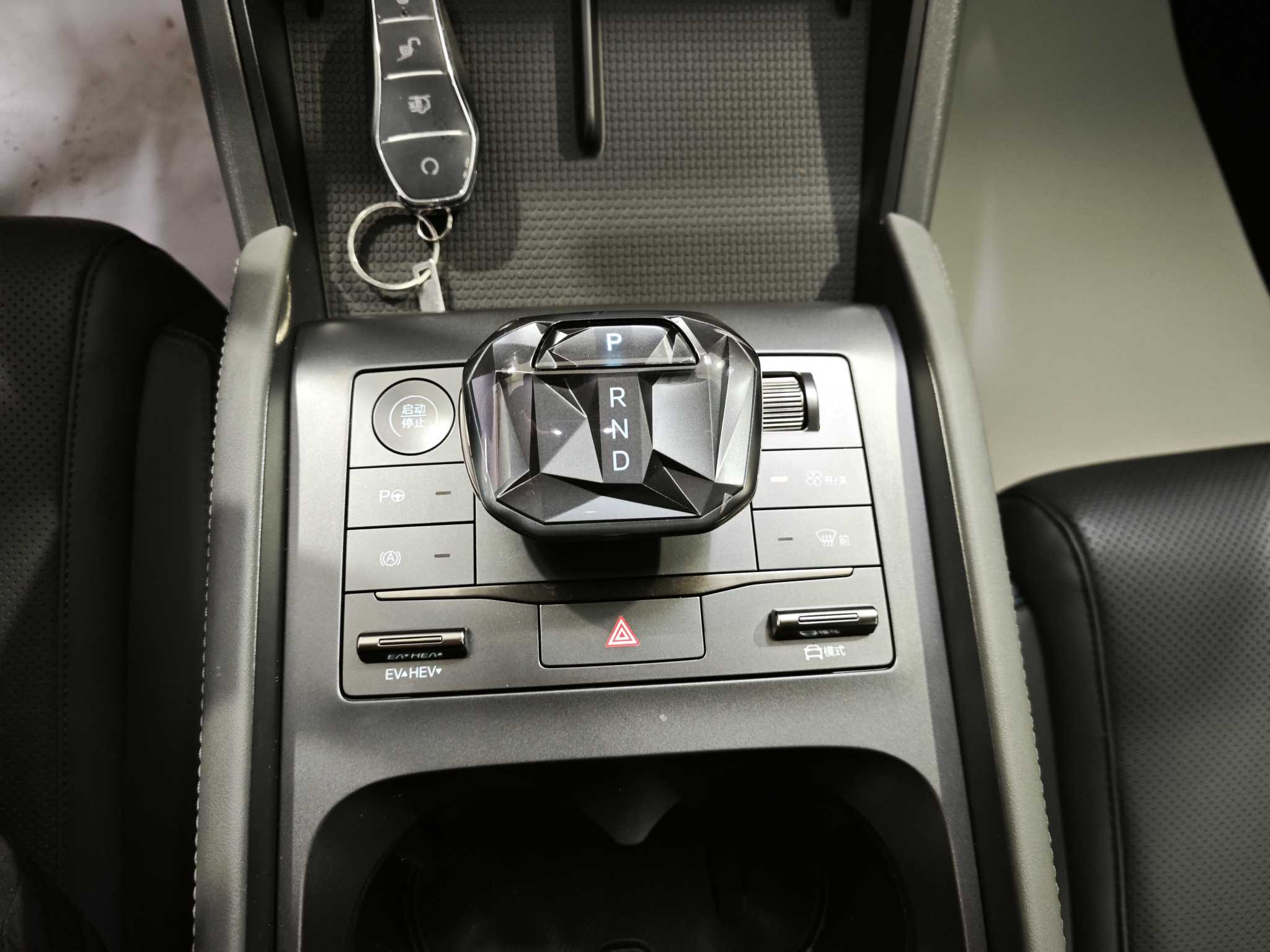 BYD Qin L 2025 car image #13