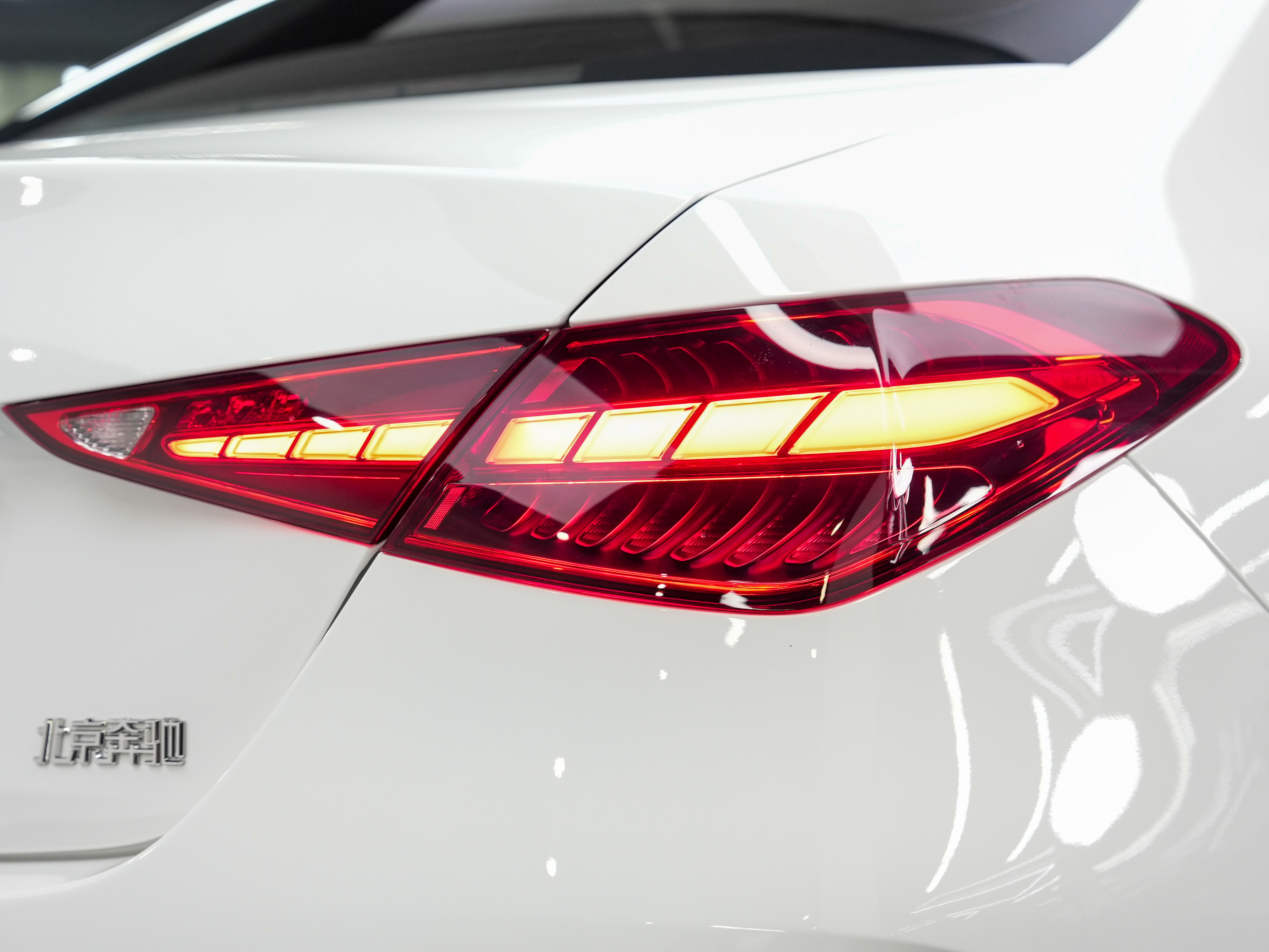 Mercedes-Benz C Class 2025 صورة سيارة #13