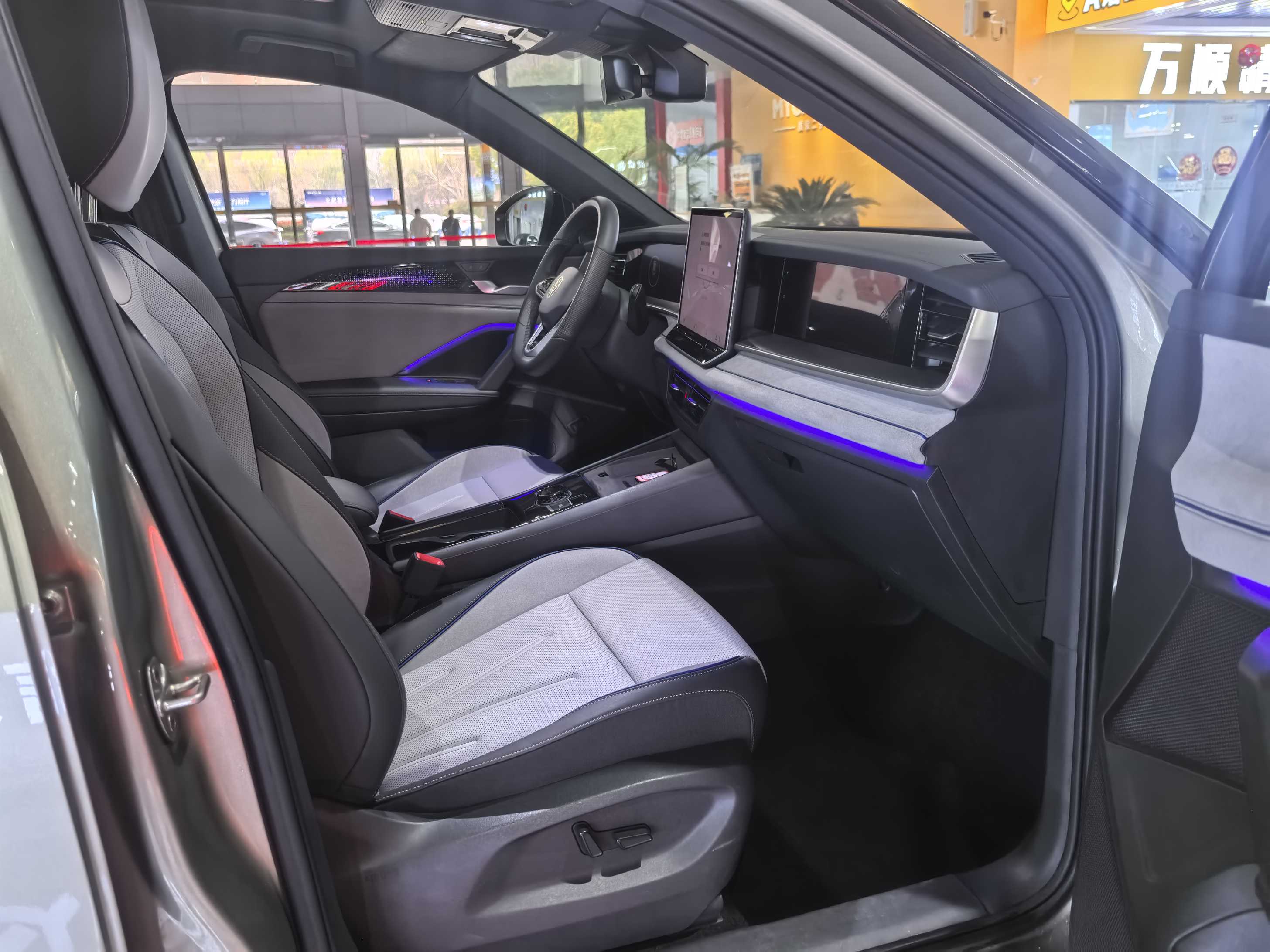 Volkswagen Tayron 2025 car image #13