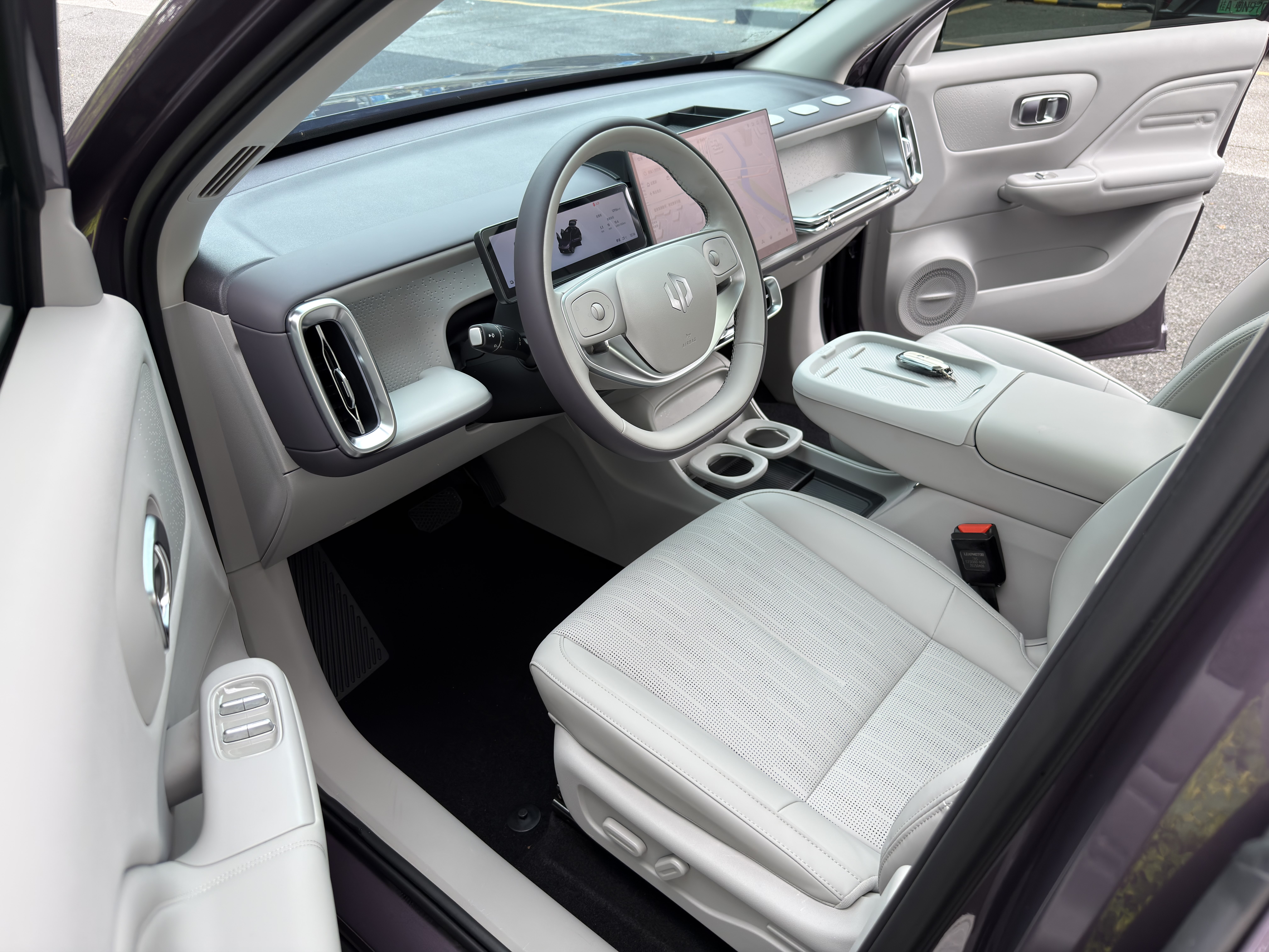 零跑汽车 零跑B10 2025 汽车图片 #13