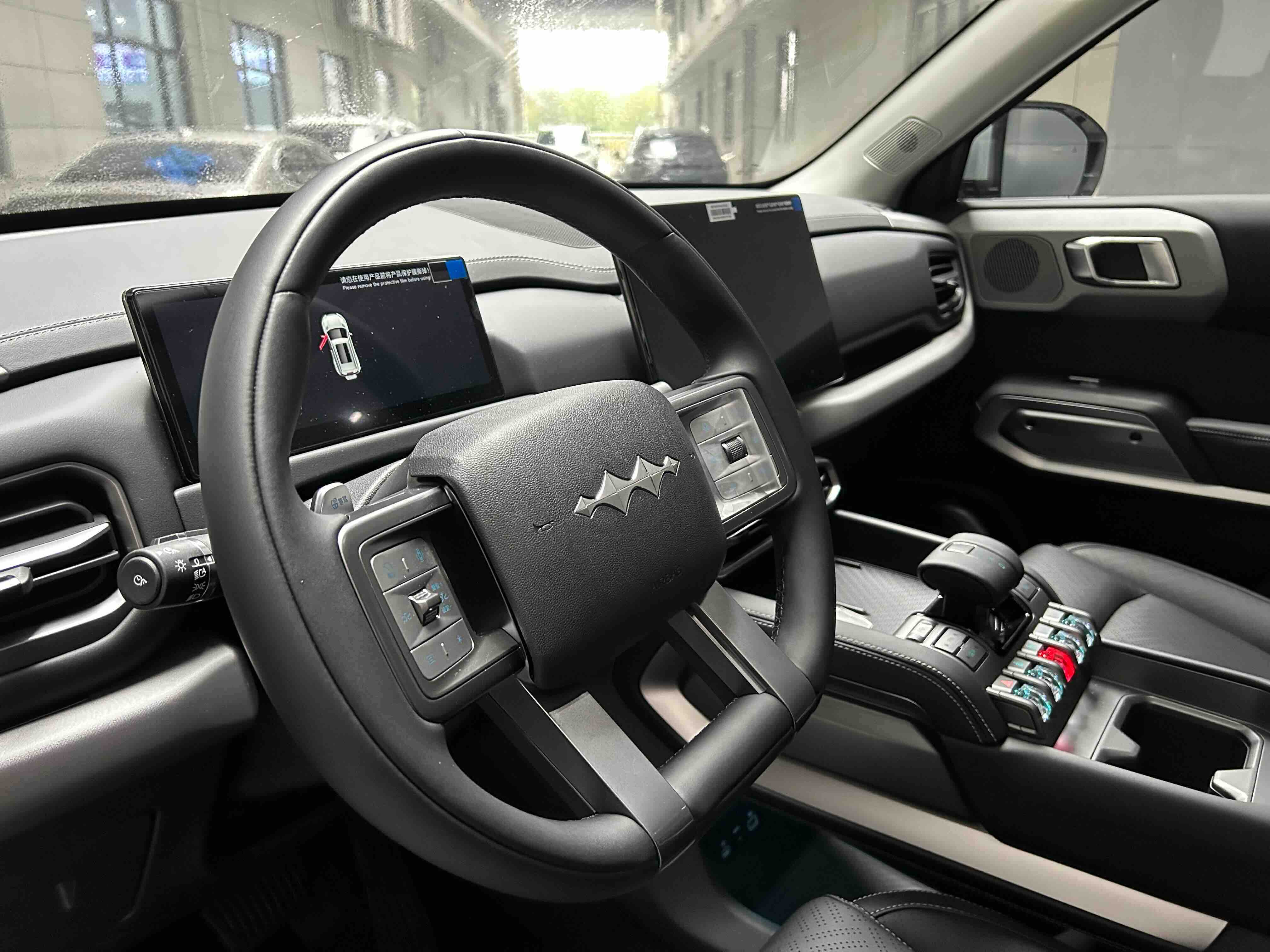 FangChengBao Tiger 3 2026 car image #13