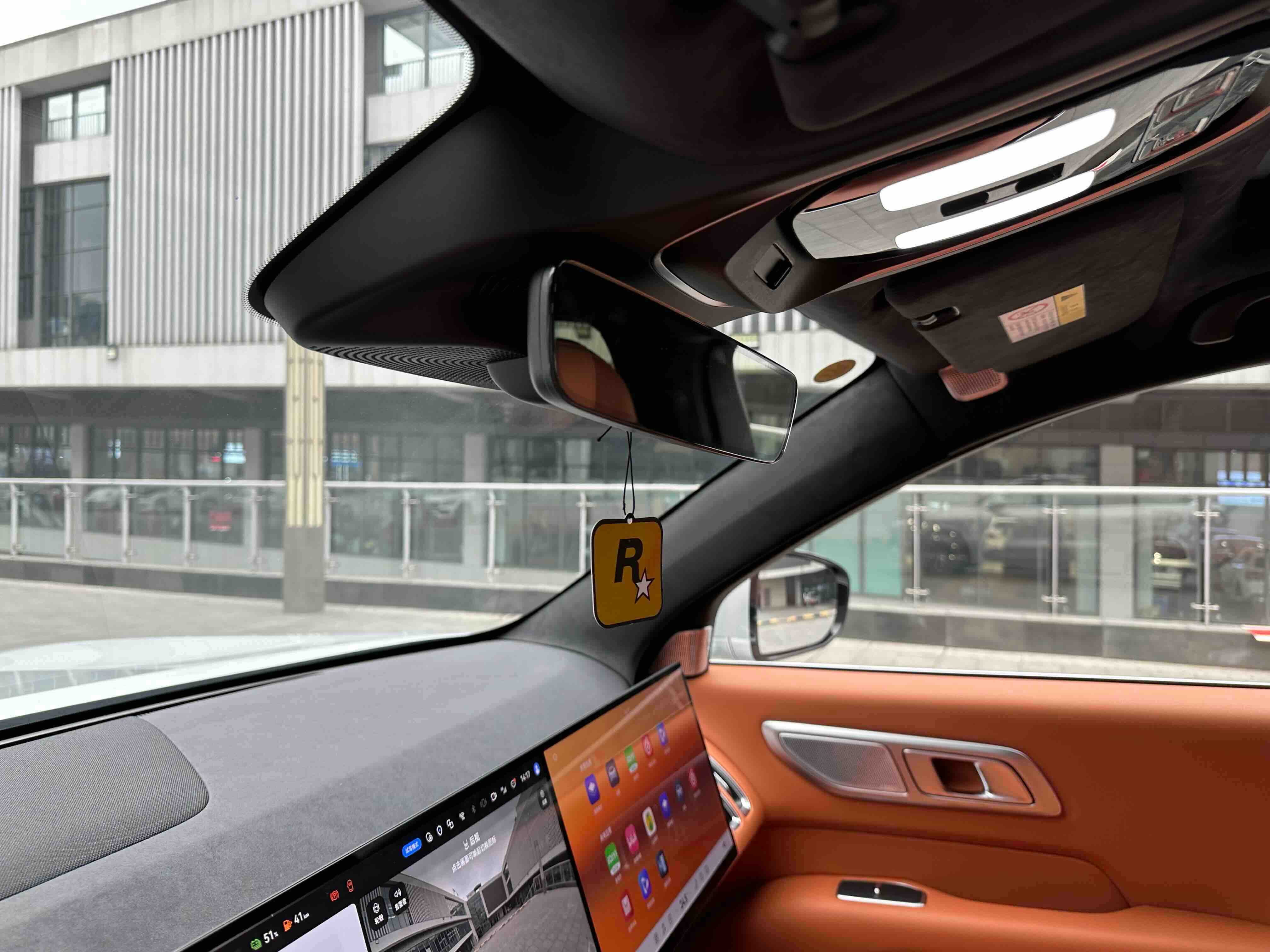 Deepal S09 2025 car image #13