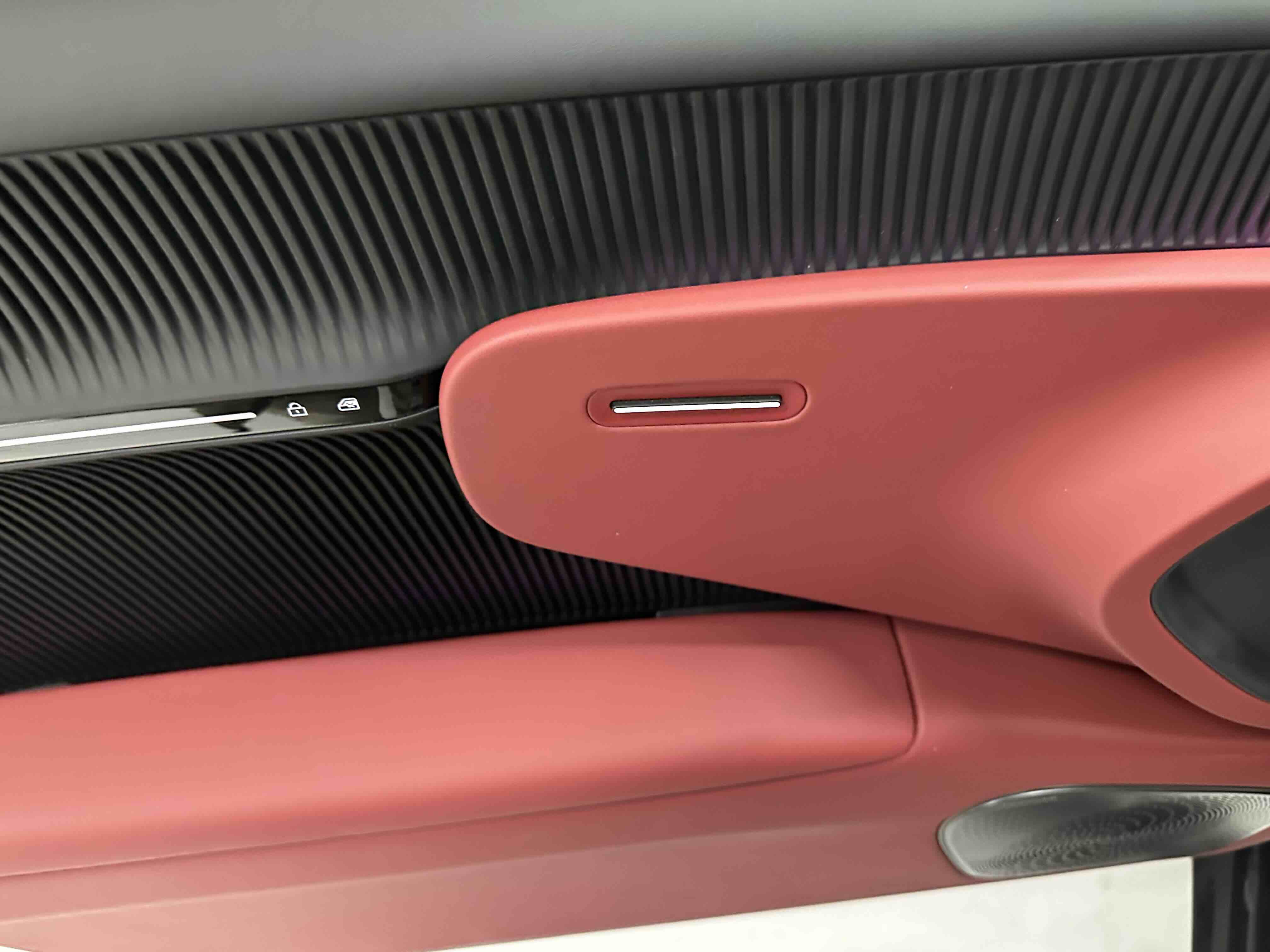 Avatr 12 2025 immagine di auto #13