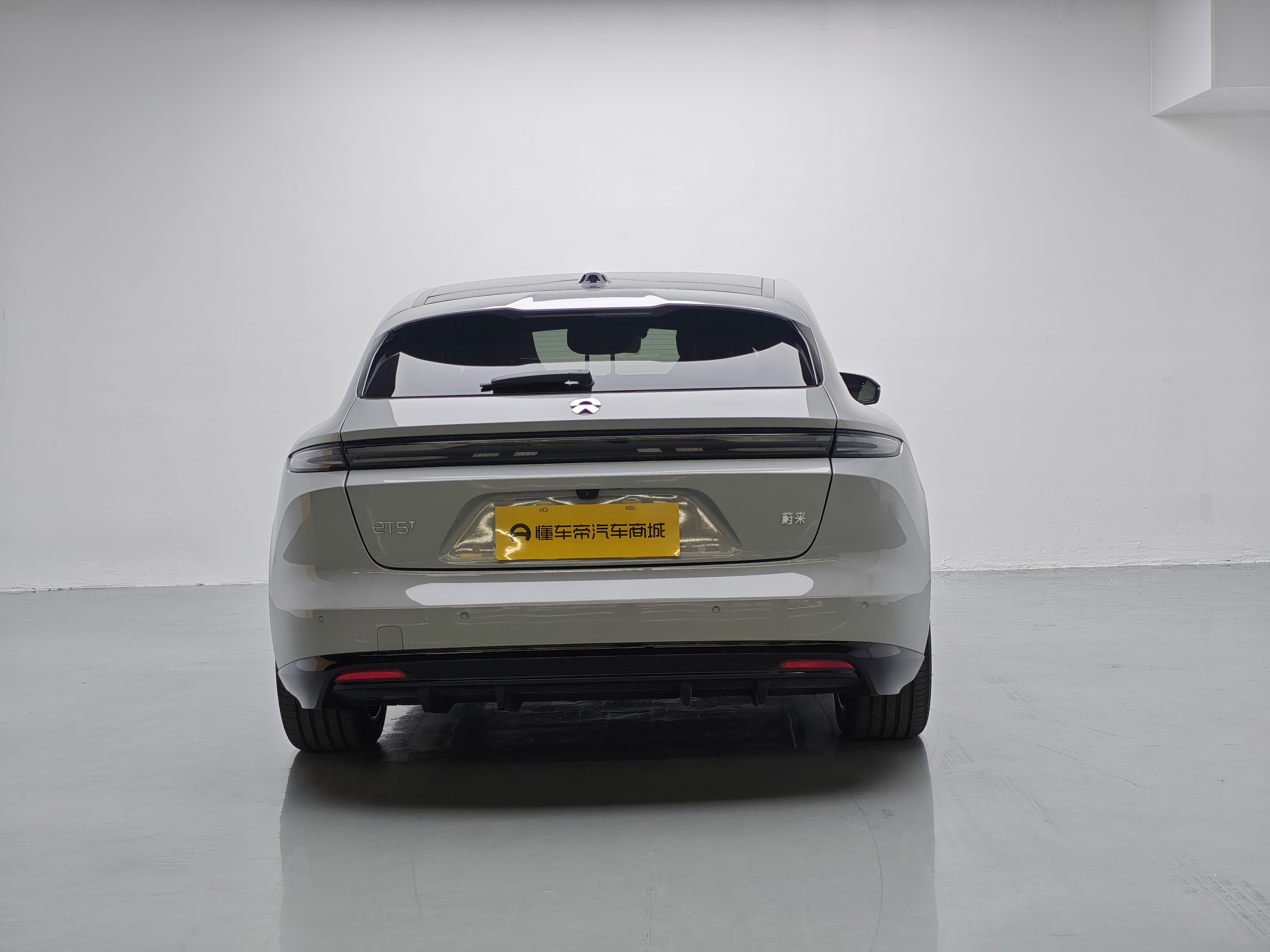 蔚来 蔚来ET5T 2026 汽车图片 #13