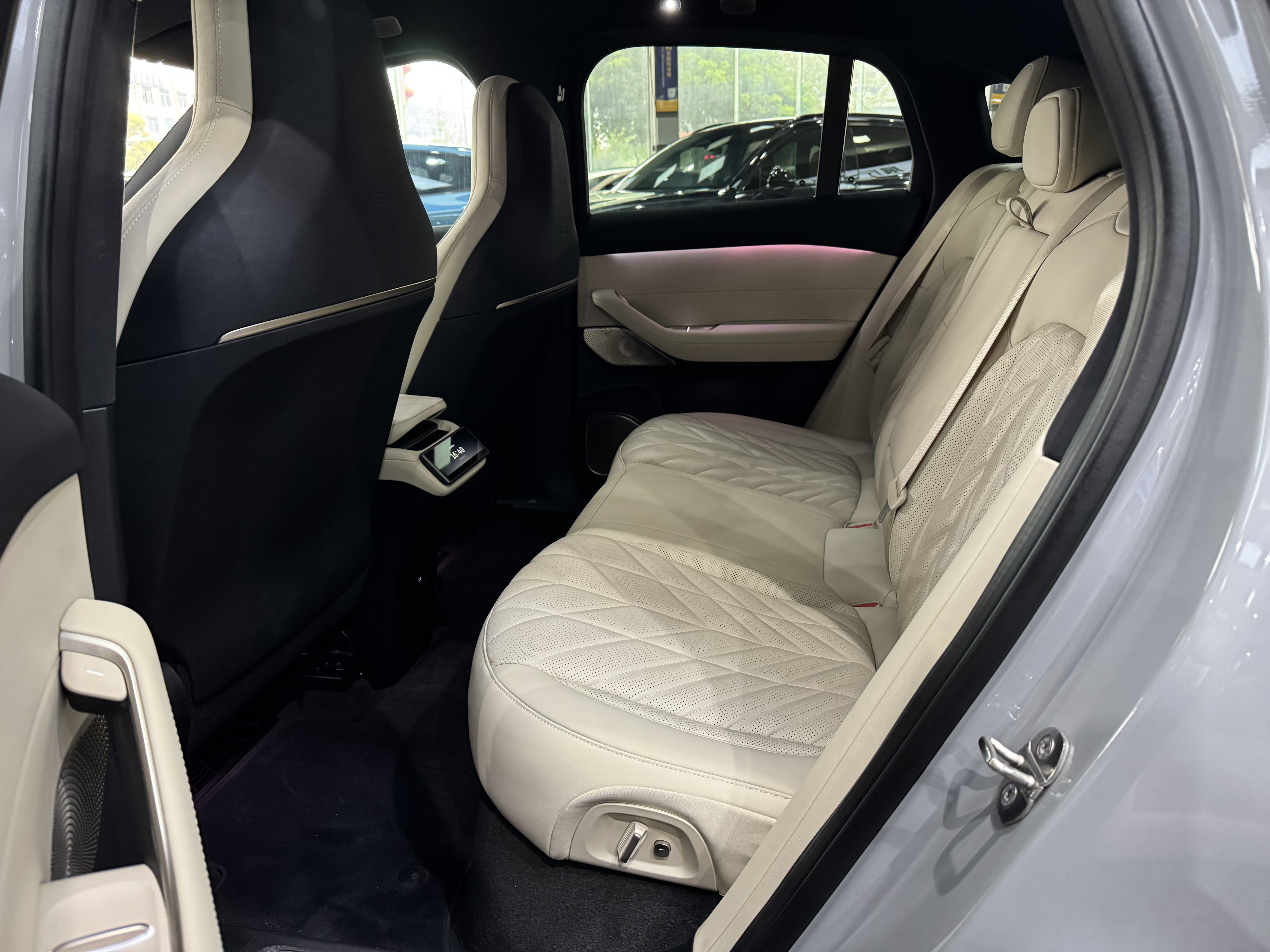 蔚来 蔚来EC6 2025 汽车图片 #13