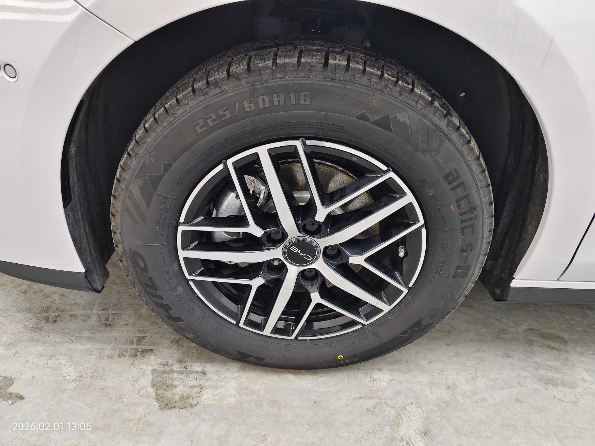 BYD Seal 05 DM-i 2025 car image #13