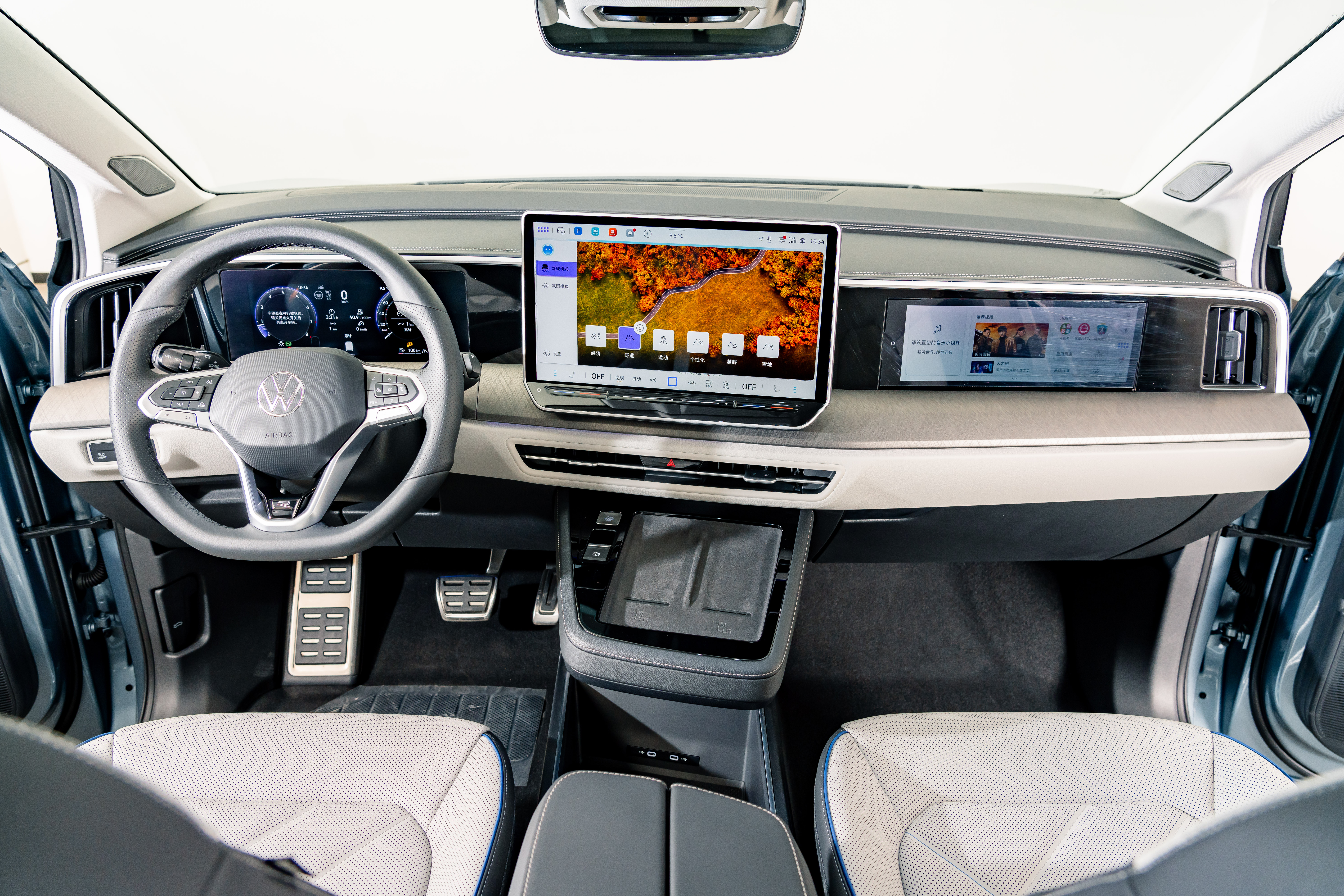 Volkswagen Talagon 2025 #13 Volkswagen Talagon 2025 car image #13