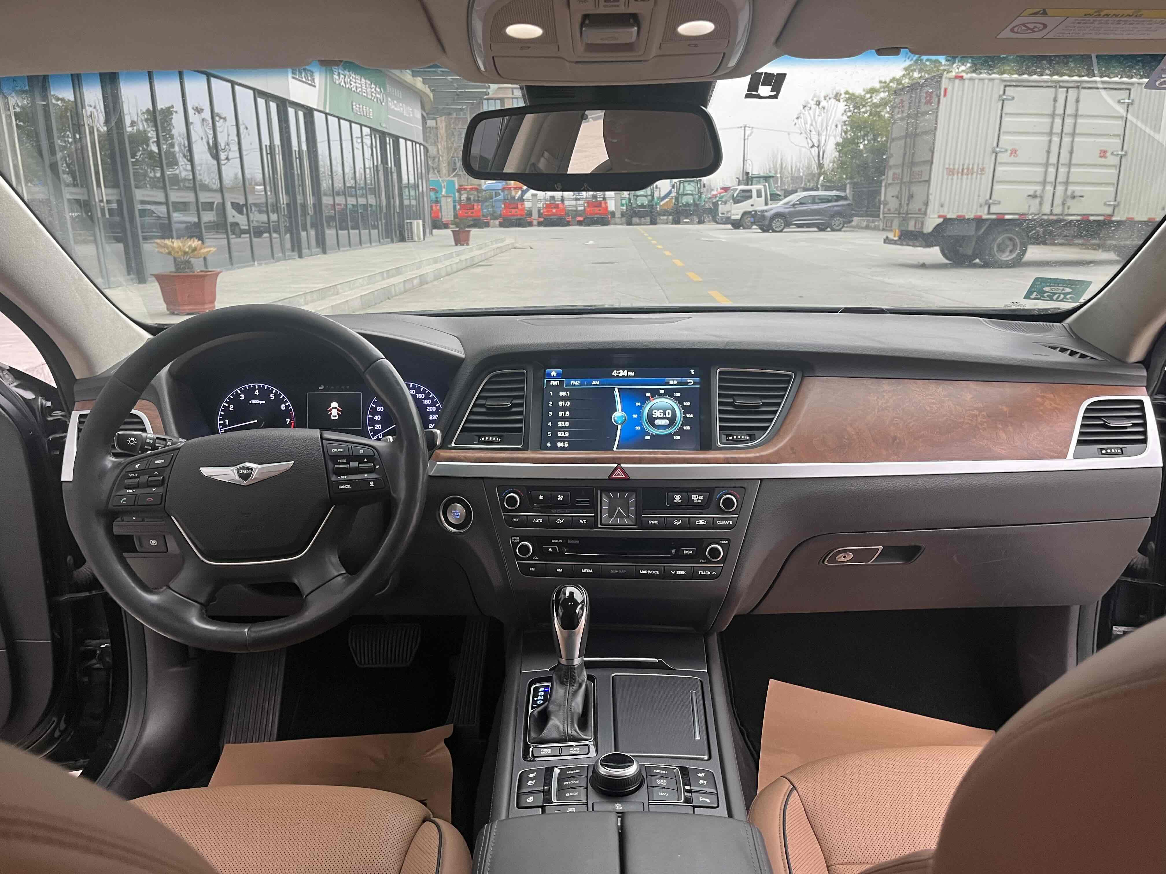 Hyundai Genesis 2014 immagine di auto #13