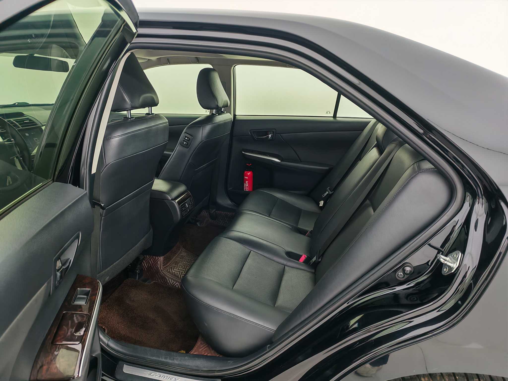 Toyota Camry 2016 #13 Toyota Camry 2016 car image #13