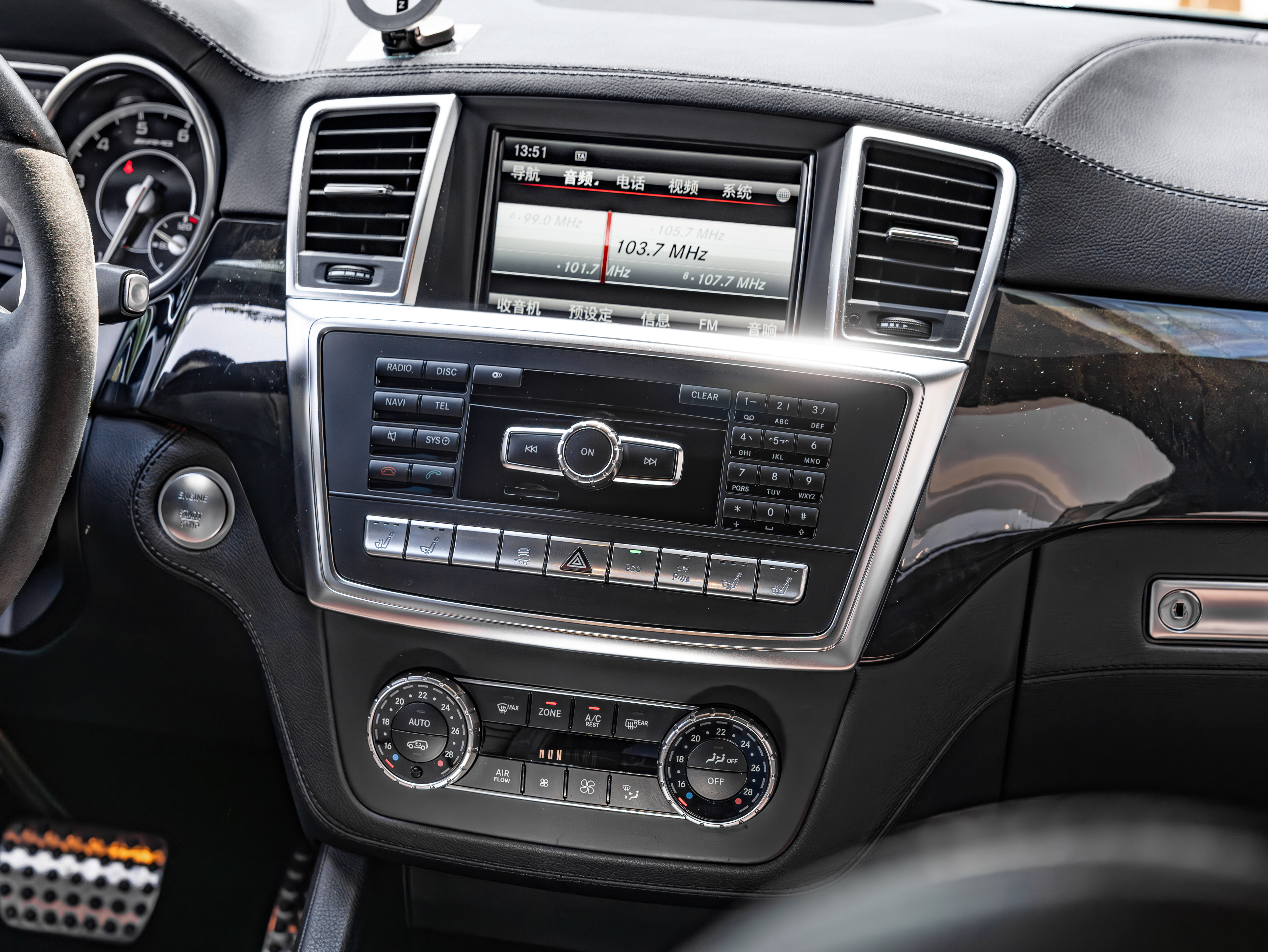 Mercedes-Benz GL AMG 2015 #13 Mercedes-Benz GL AMG 2015 изображение автомобиля #13