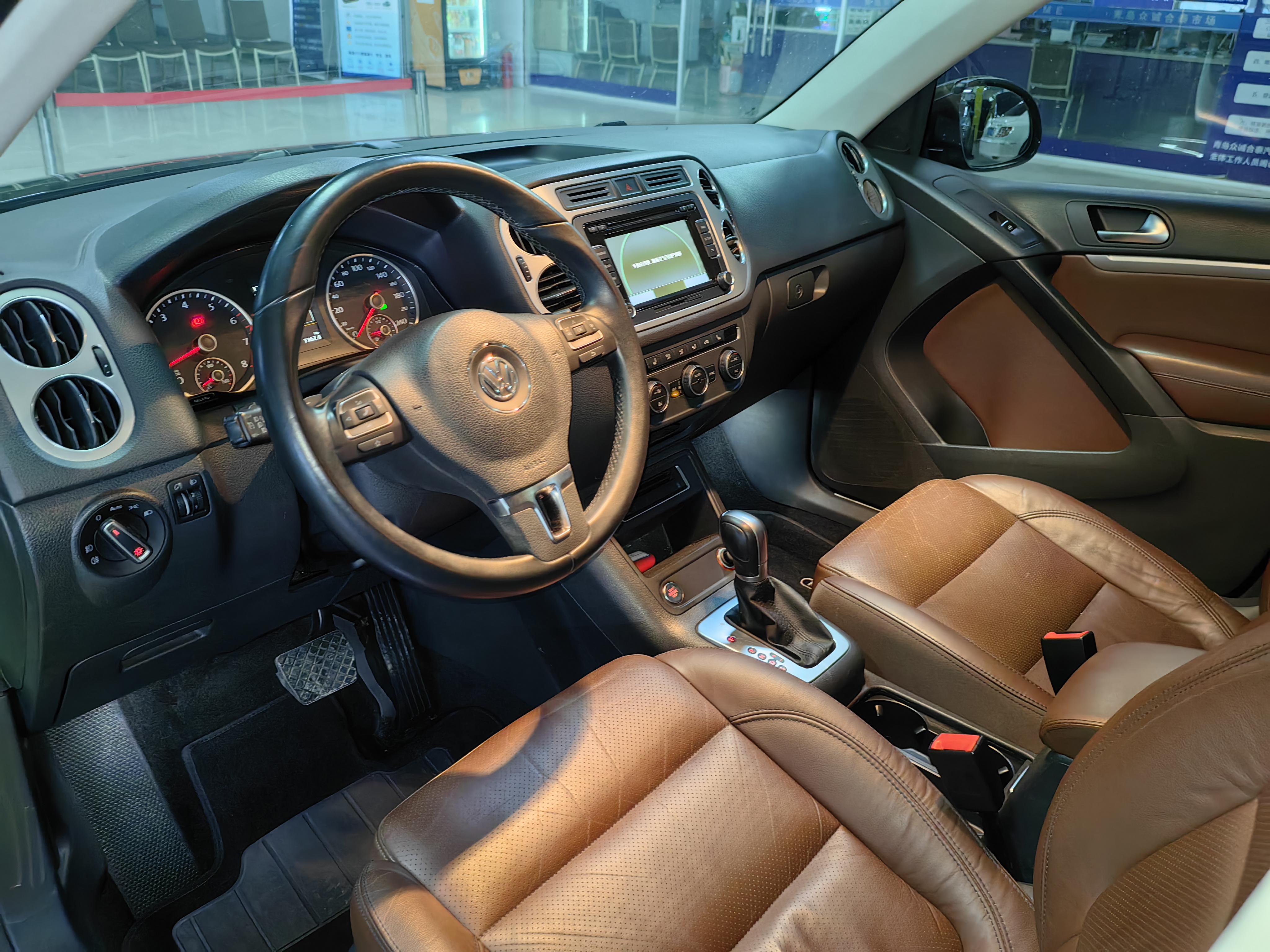 Volkswagen Tiguan 2014 immagine di auto #13