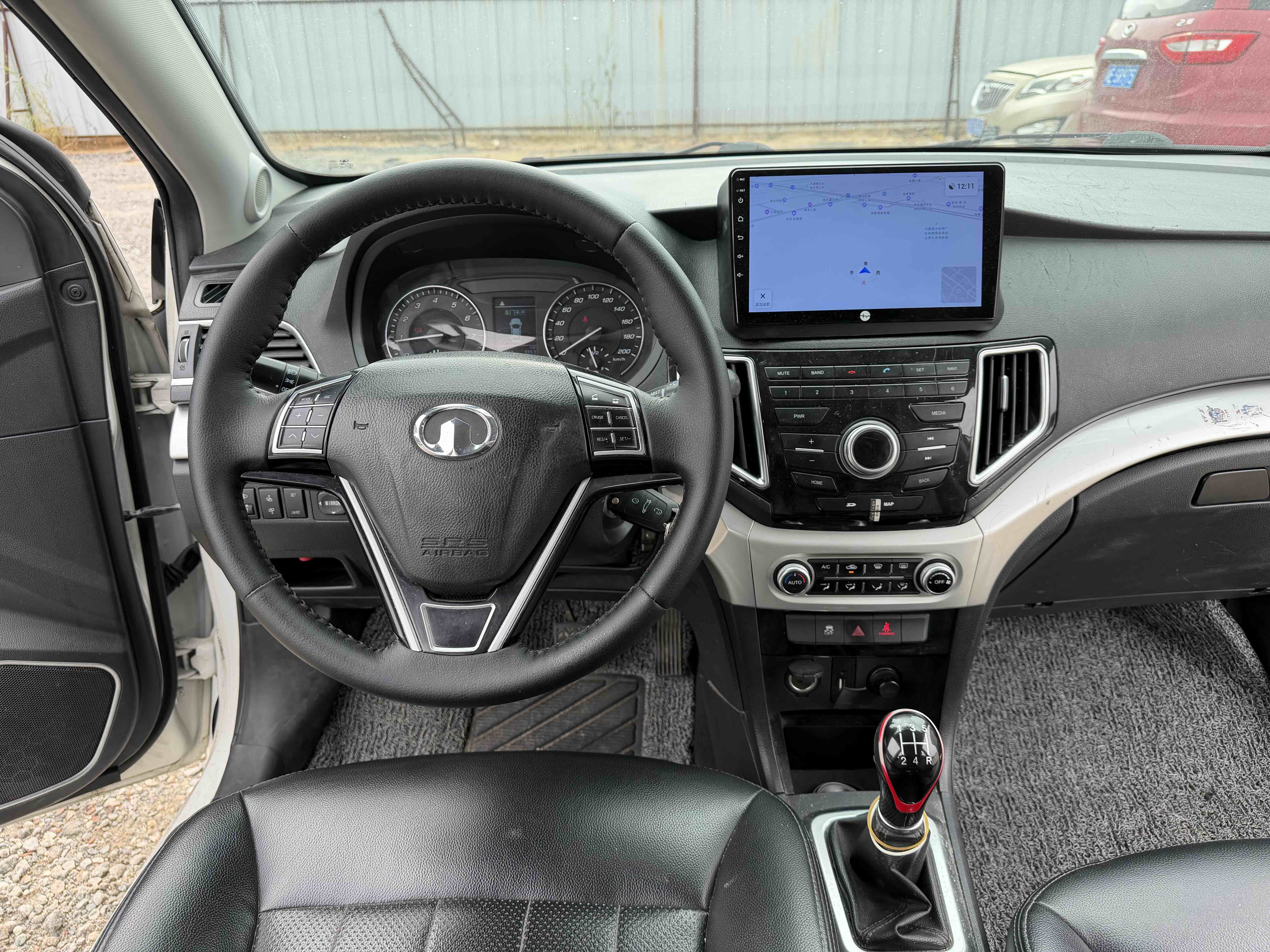 Great Wall C30 2016 imagem de carro #13