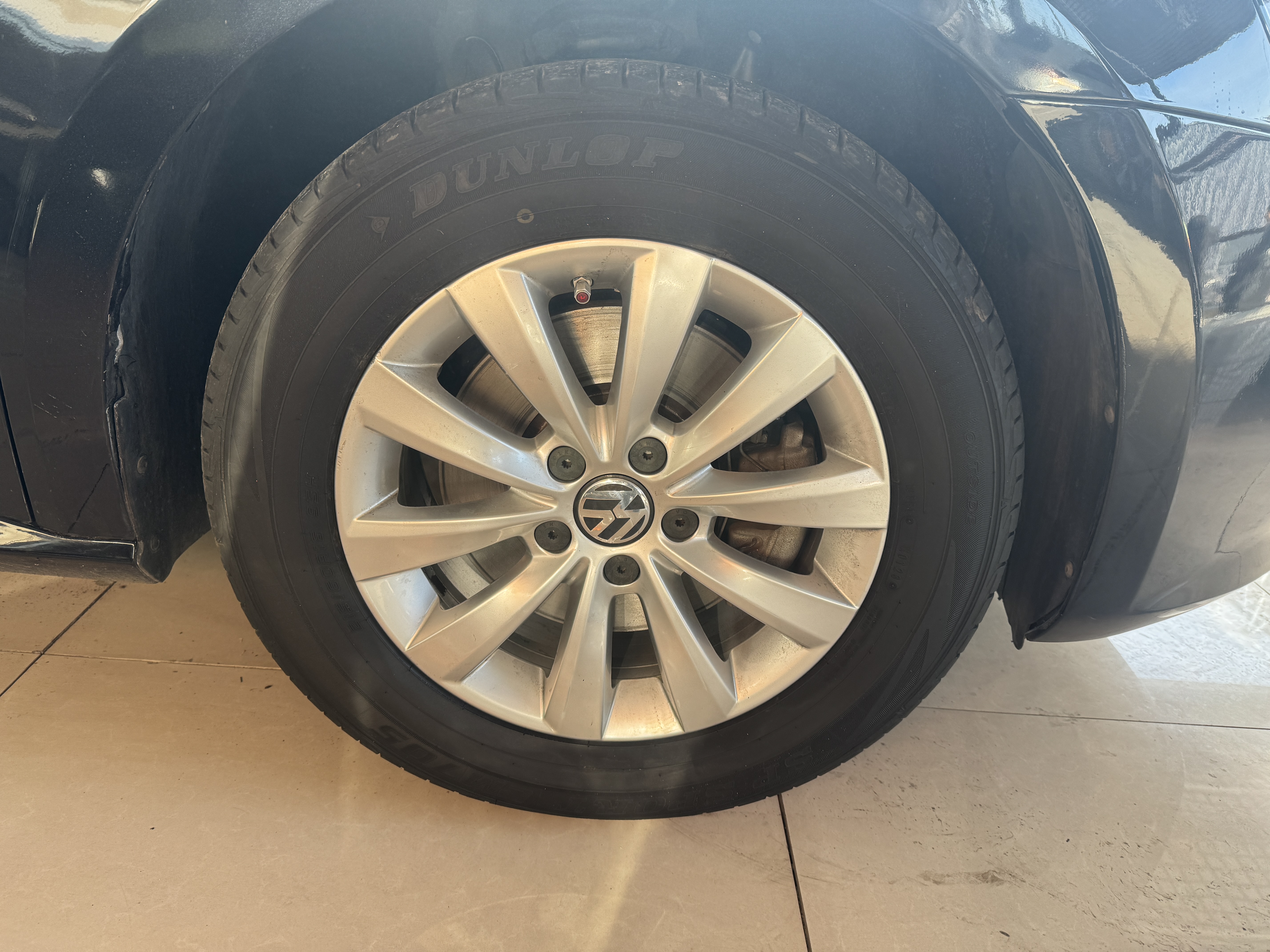 Volkswagen Passat 2015 صورة سيارة #13