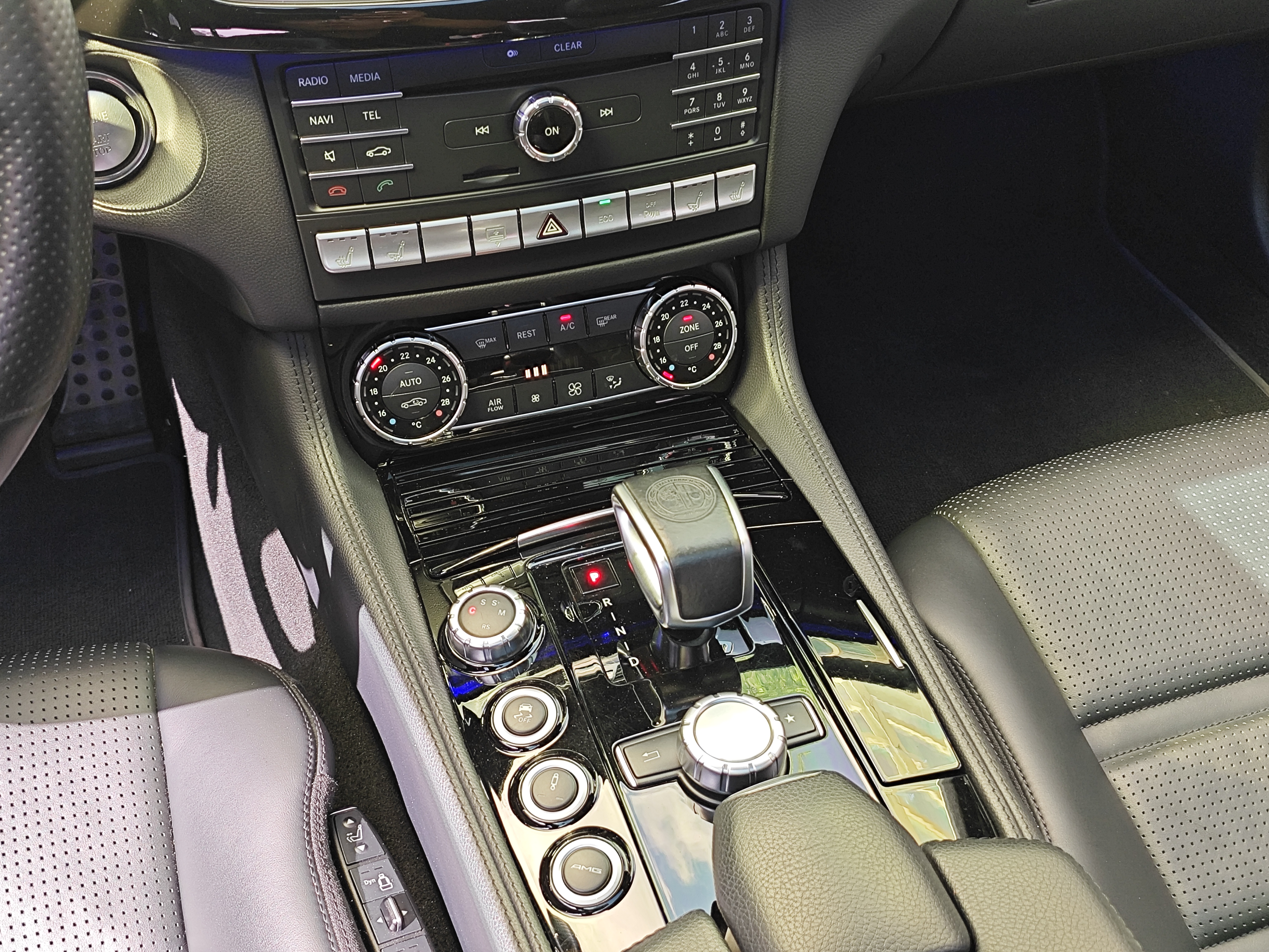 Mercedes-Benz CLS AMG 2016 car image #13