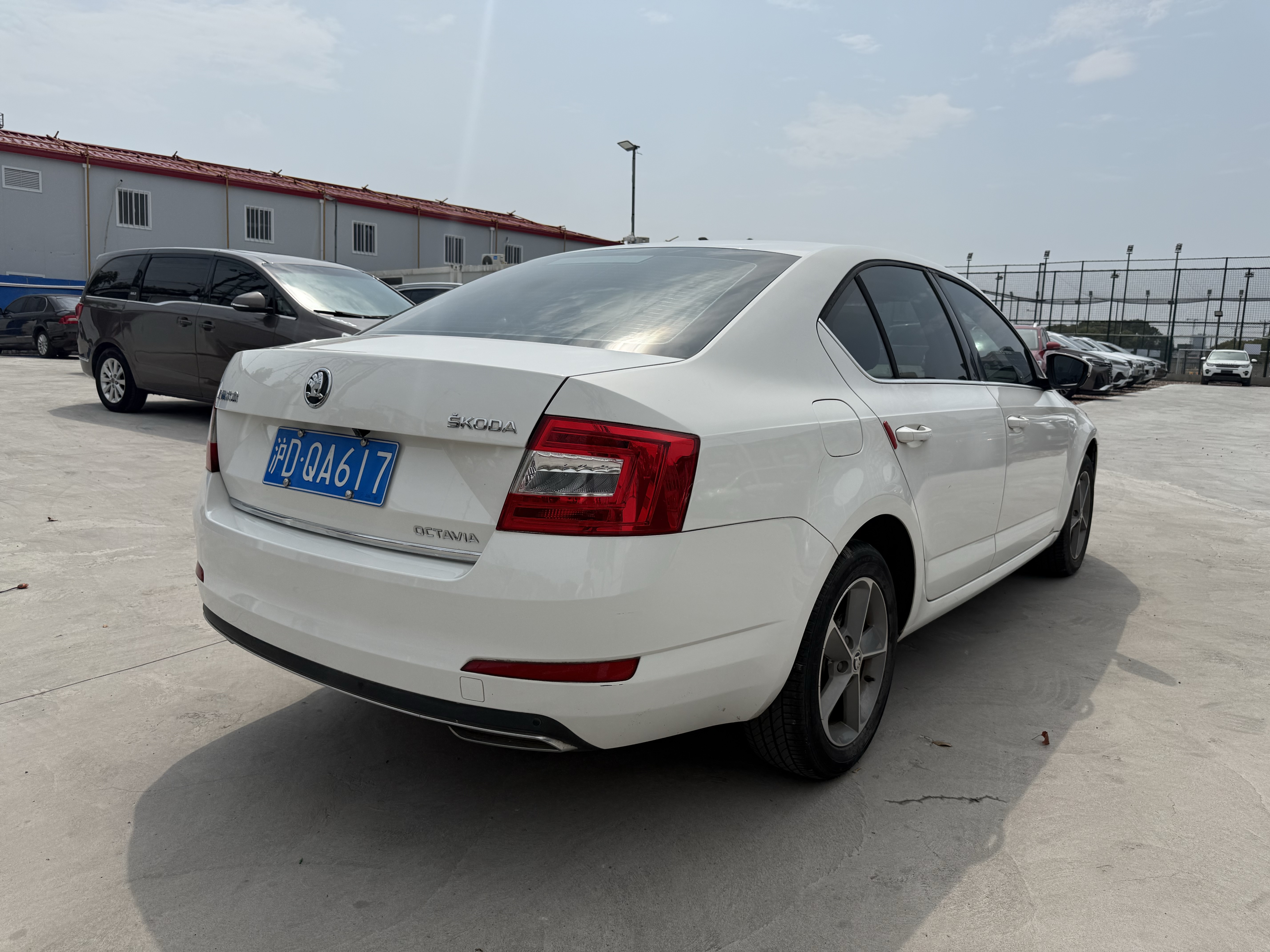 Skoda Octavia 2016 #13 Skoda Octavia 2016 car image #13