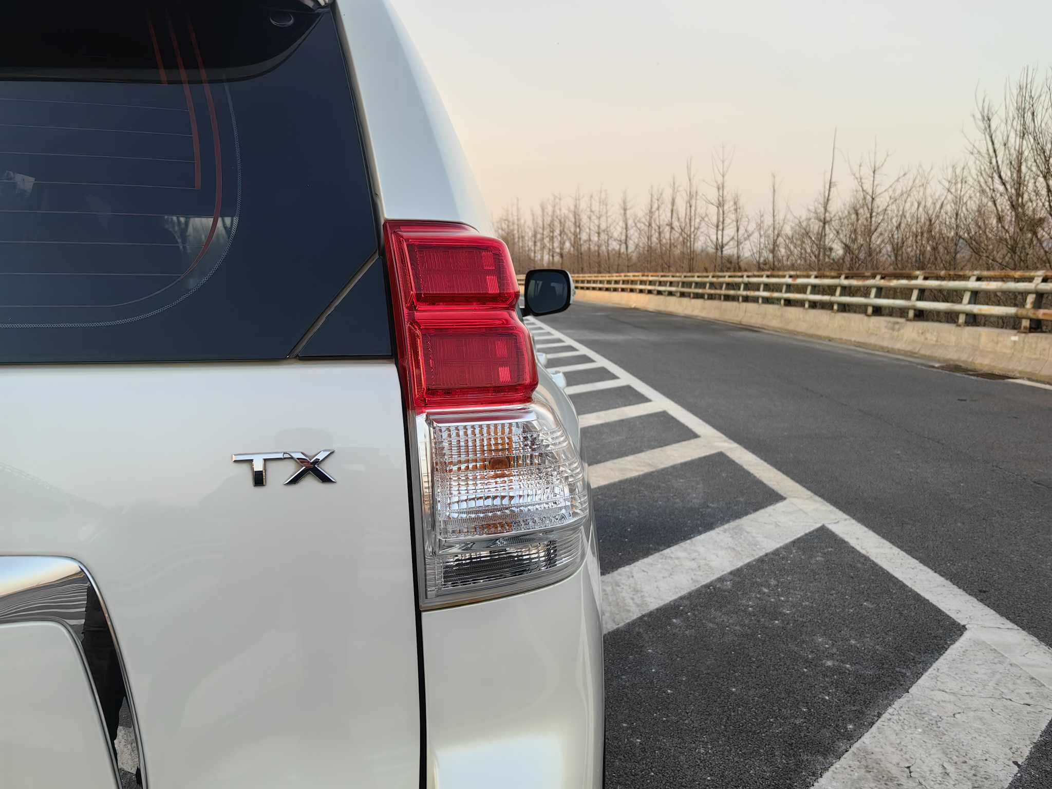 Toyota Prado (Imported) 2012 car image #13