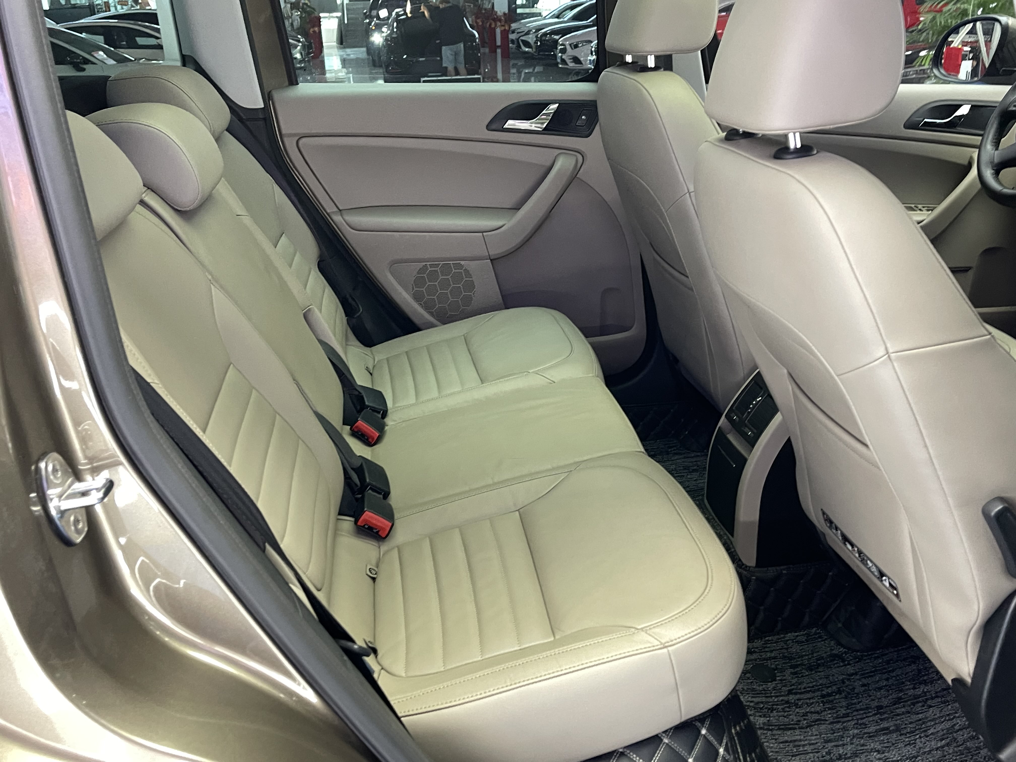 Skoda Yeti (Imported) 2014 immagine di auto #13