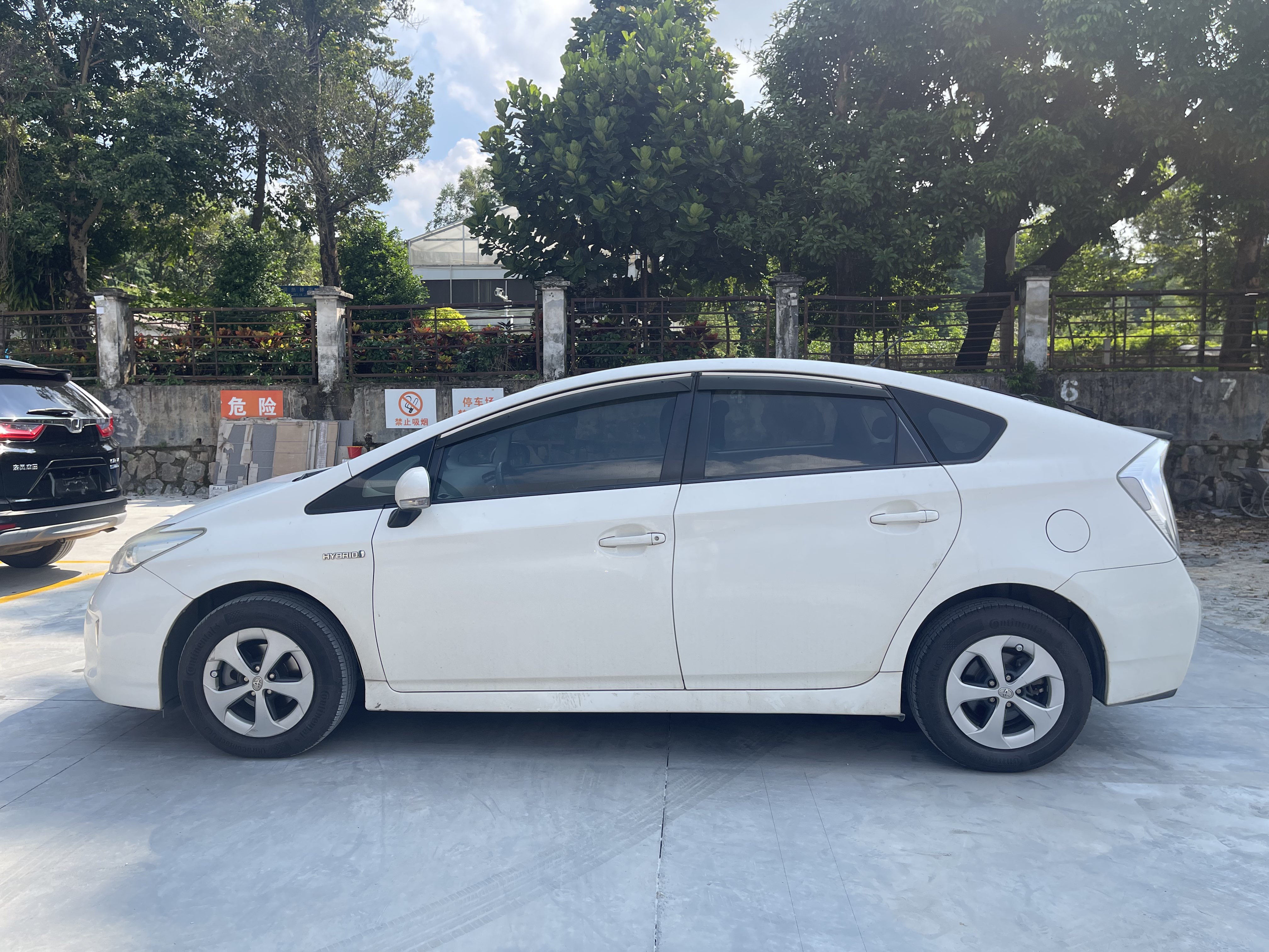 Toyota Prius 2012 car image #13