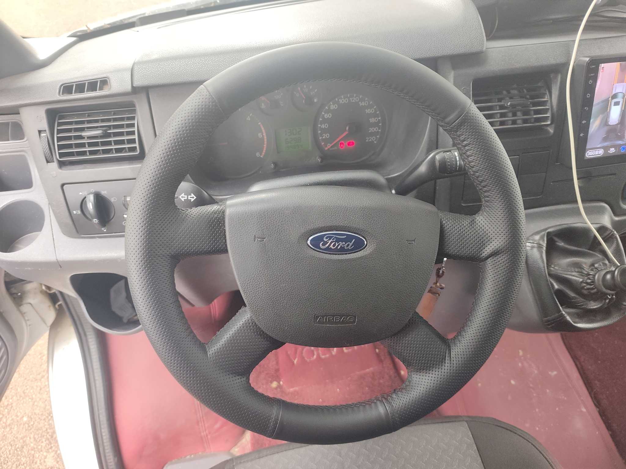 Ford New Transit 2014 car image #13