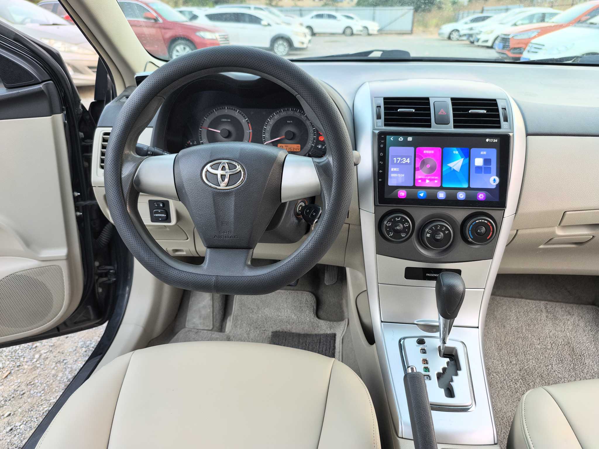 Toyota Corolla 2012 #13 Toyota Corolla 2012 car image #13