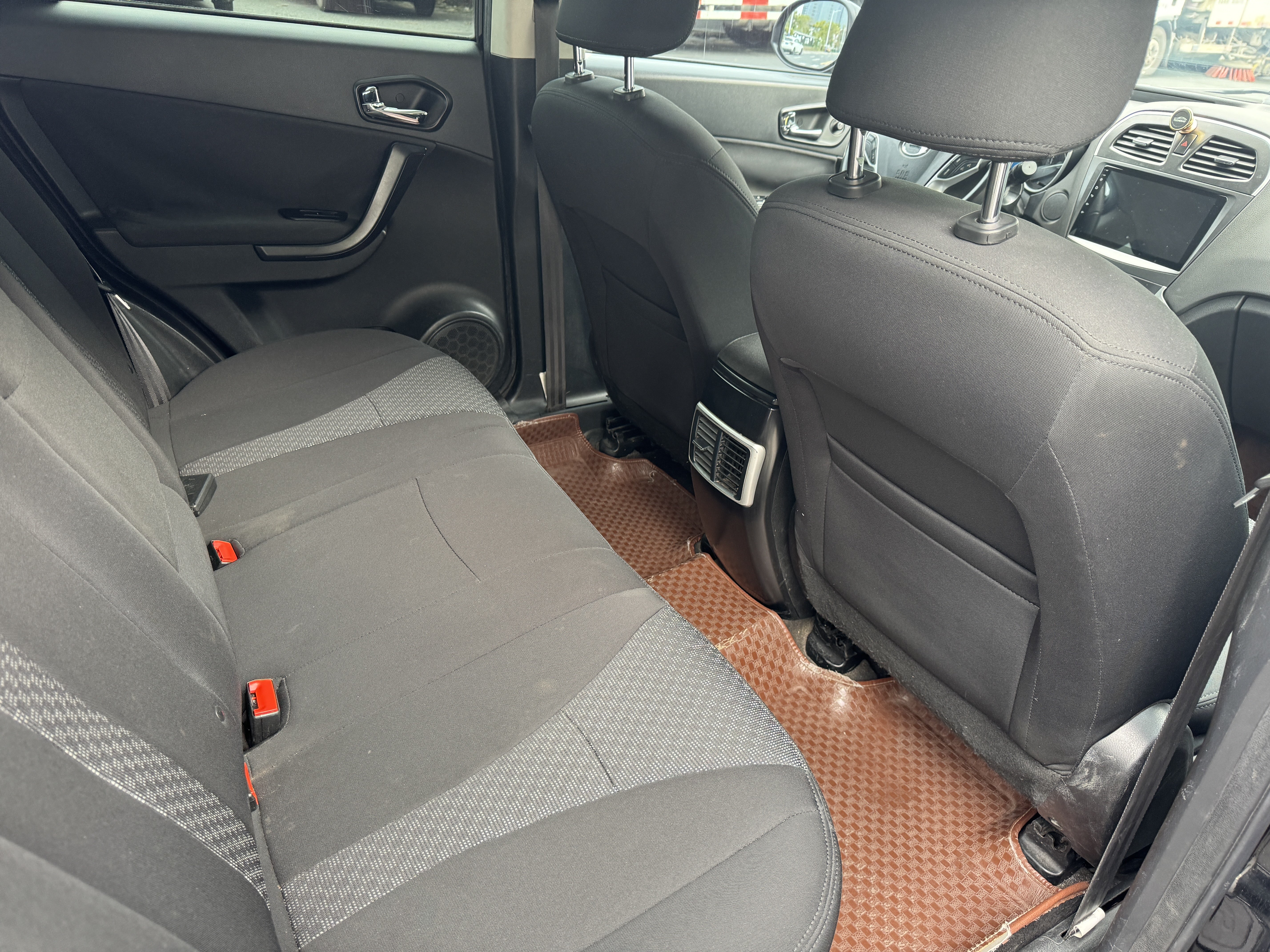 GAC Trumpchi GS5 Super 2015 car image #13