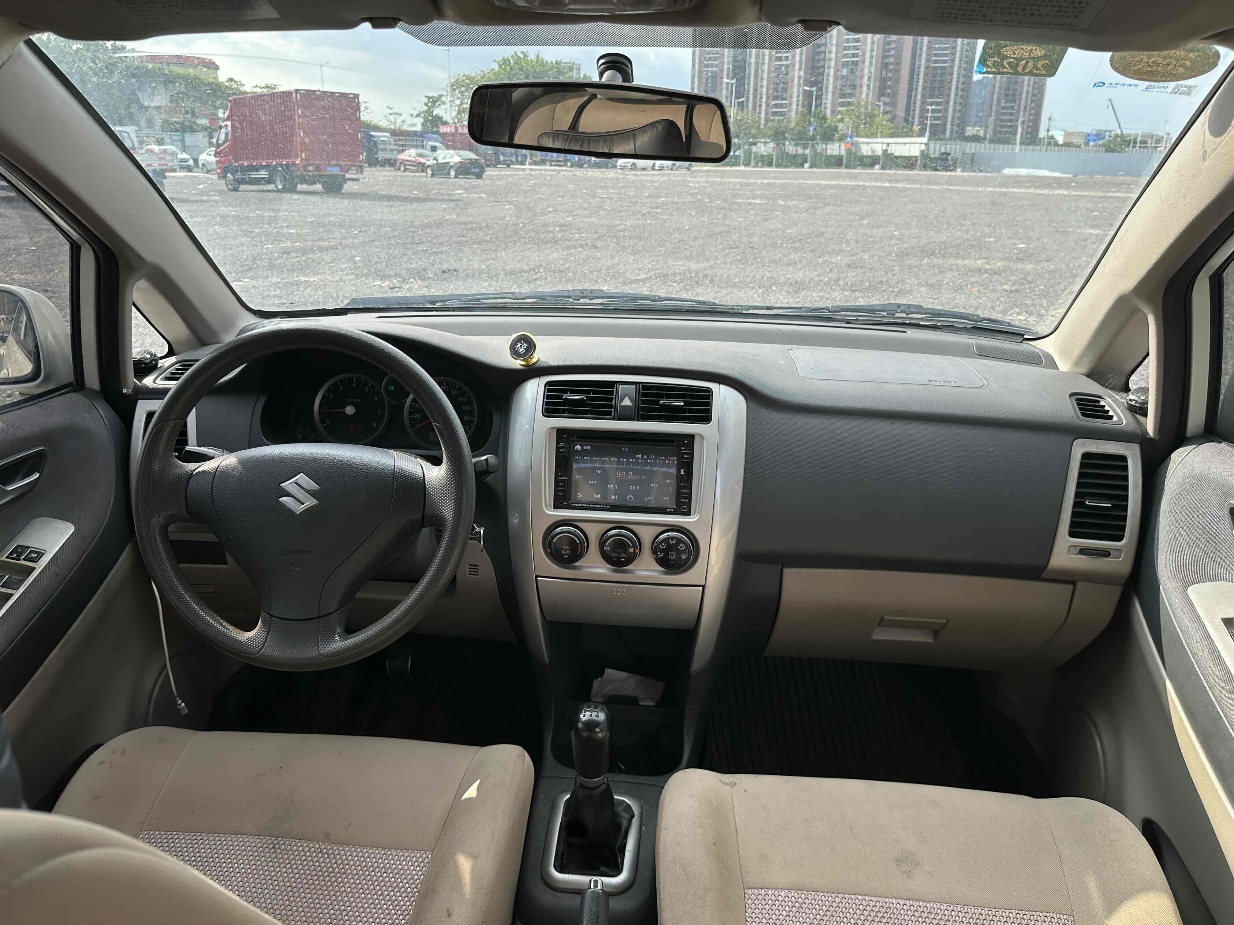 Suzuki Liana 2014 изображение автомобиля #13