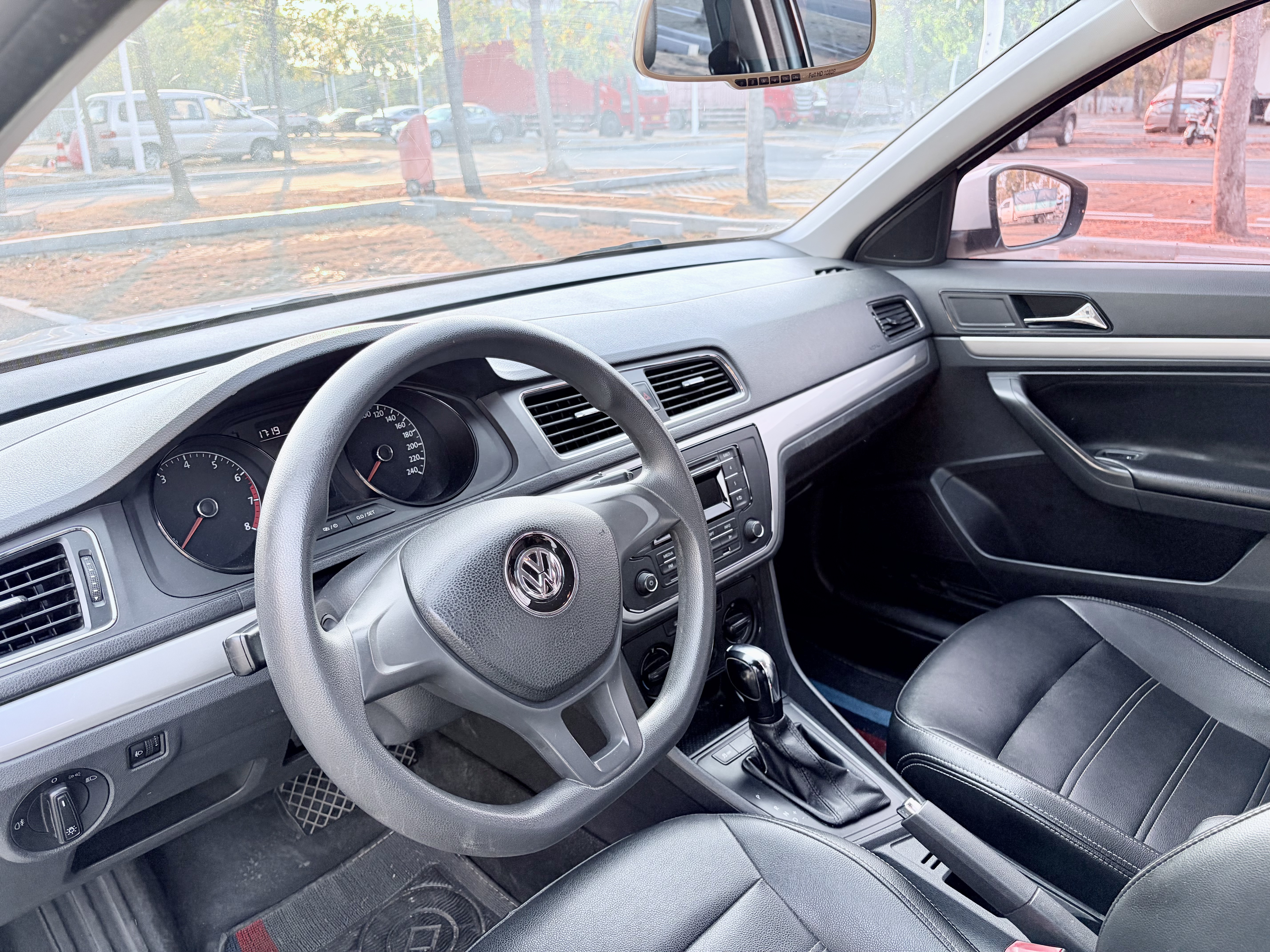 Volkswagen Lavida 2016 #13 Volkswagen Lavida 2016 car image #13