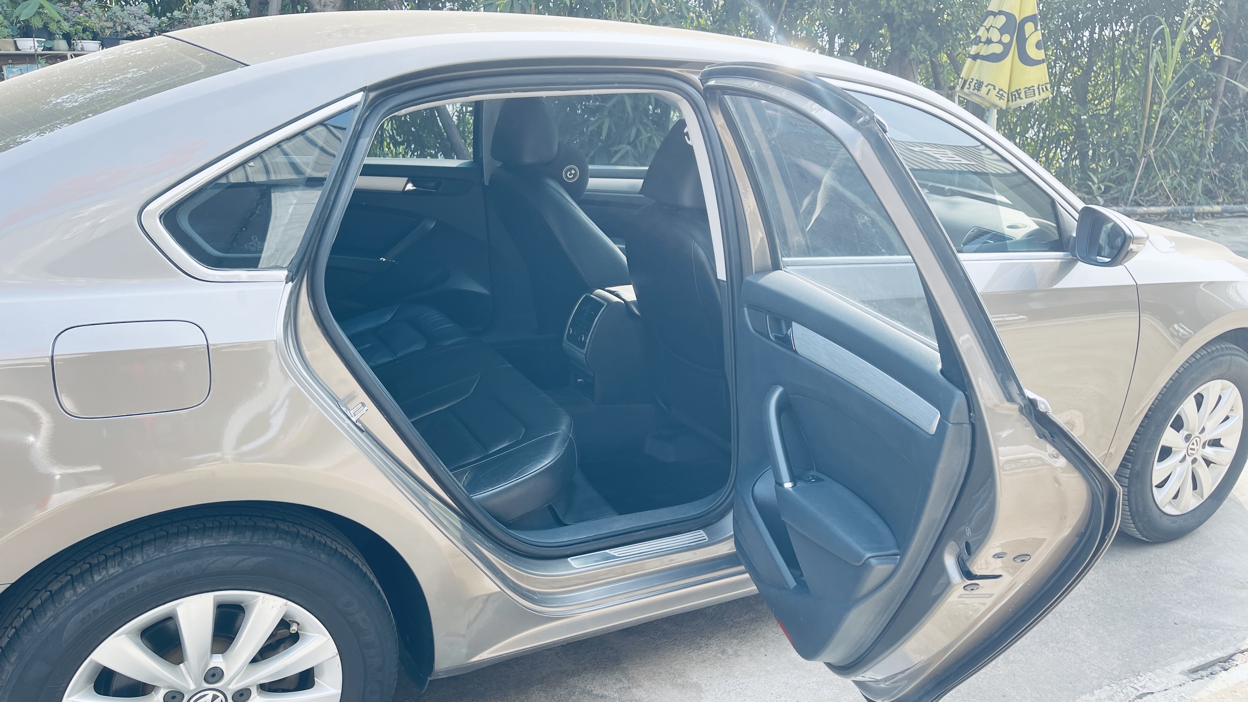 Volkswagen Passat 2016 car image #13