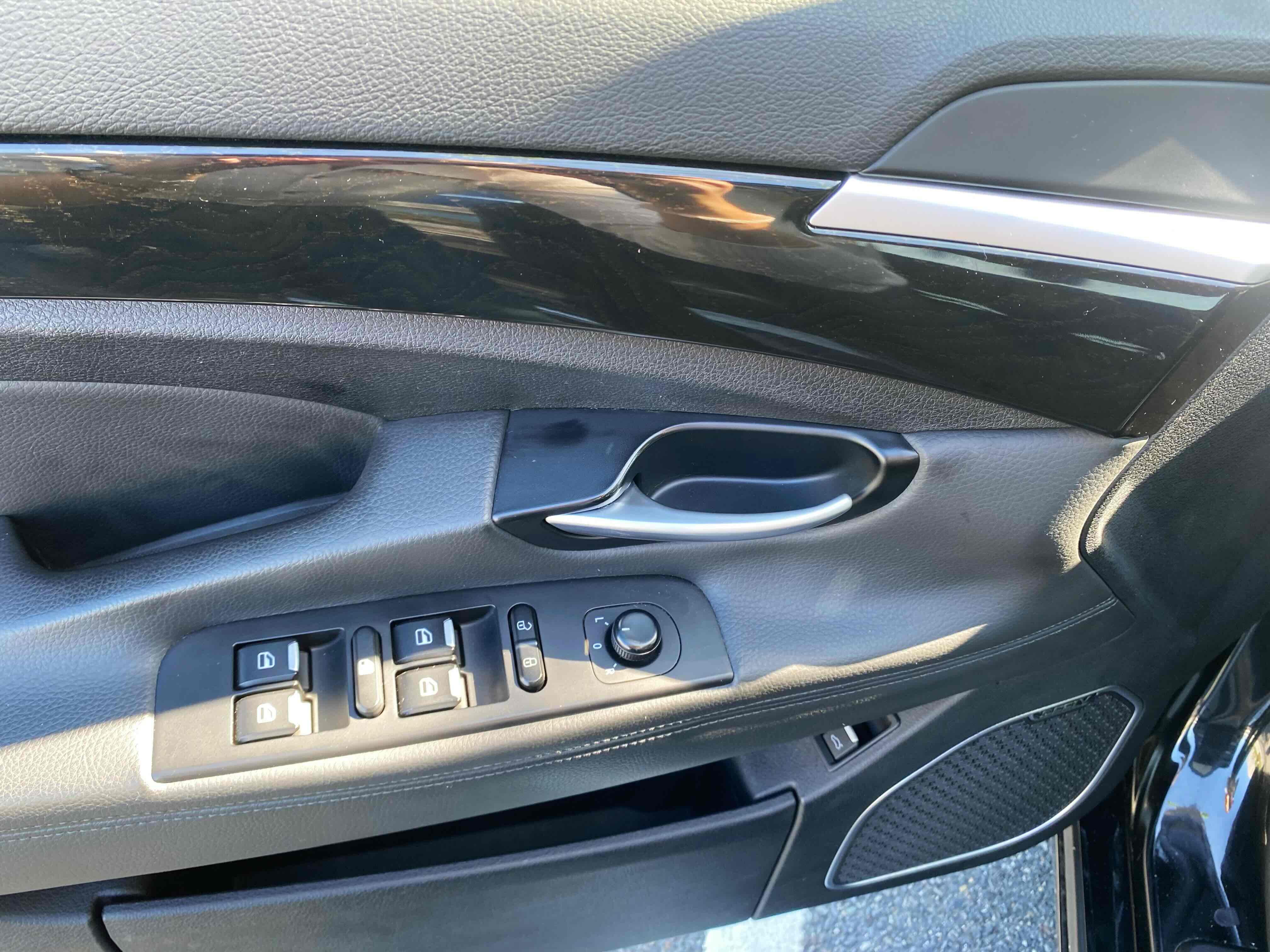 GEELY Ulion 2016 immagine di auto #13