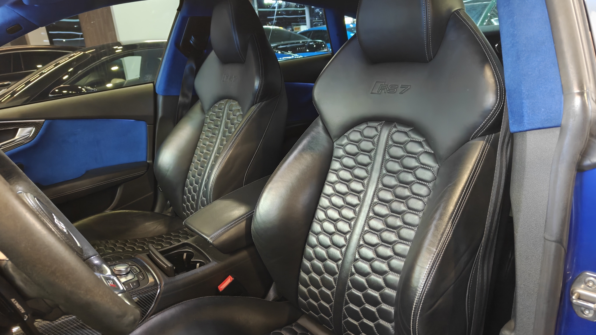 Audi RS 7 2017 car image #13