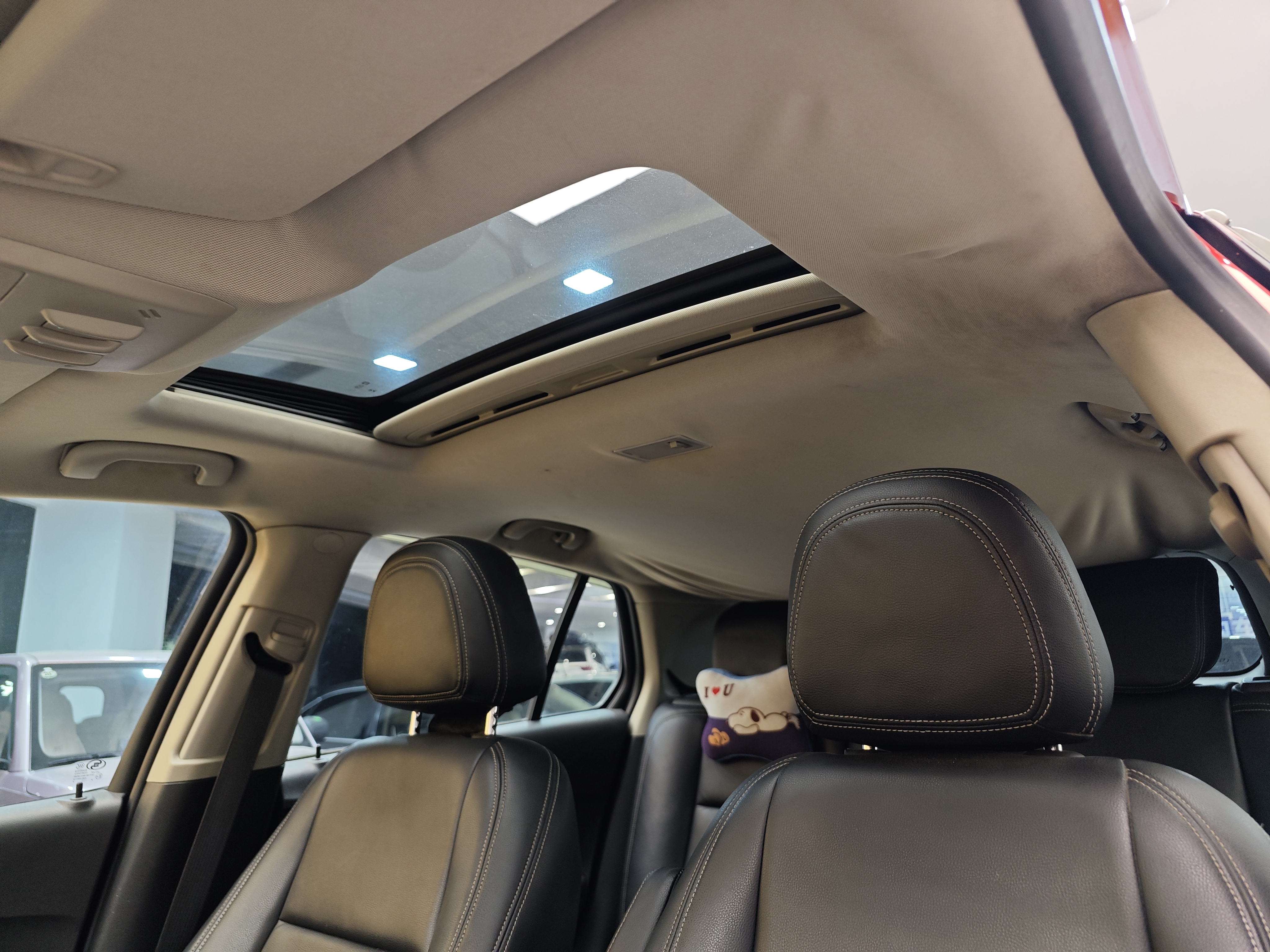 Chevrolet Tracker 2015 صورة سيارة #13