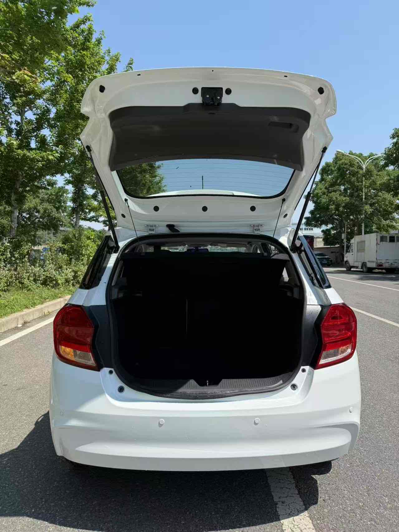 Chevrolet Lova 2017 #13 Chevrolet Lova 2017 car image #13