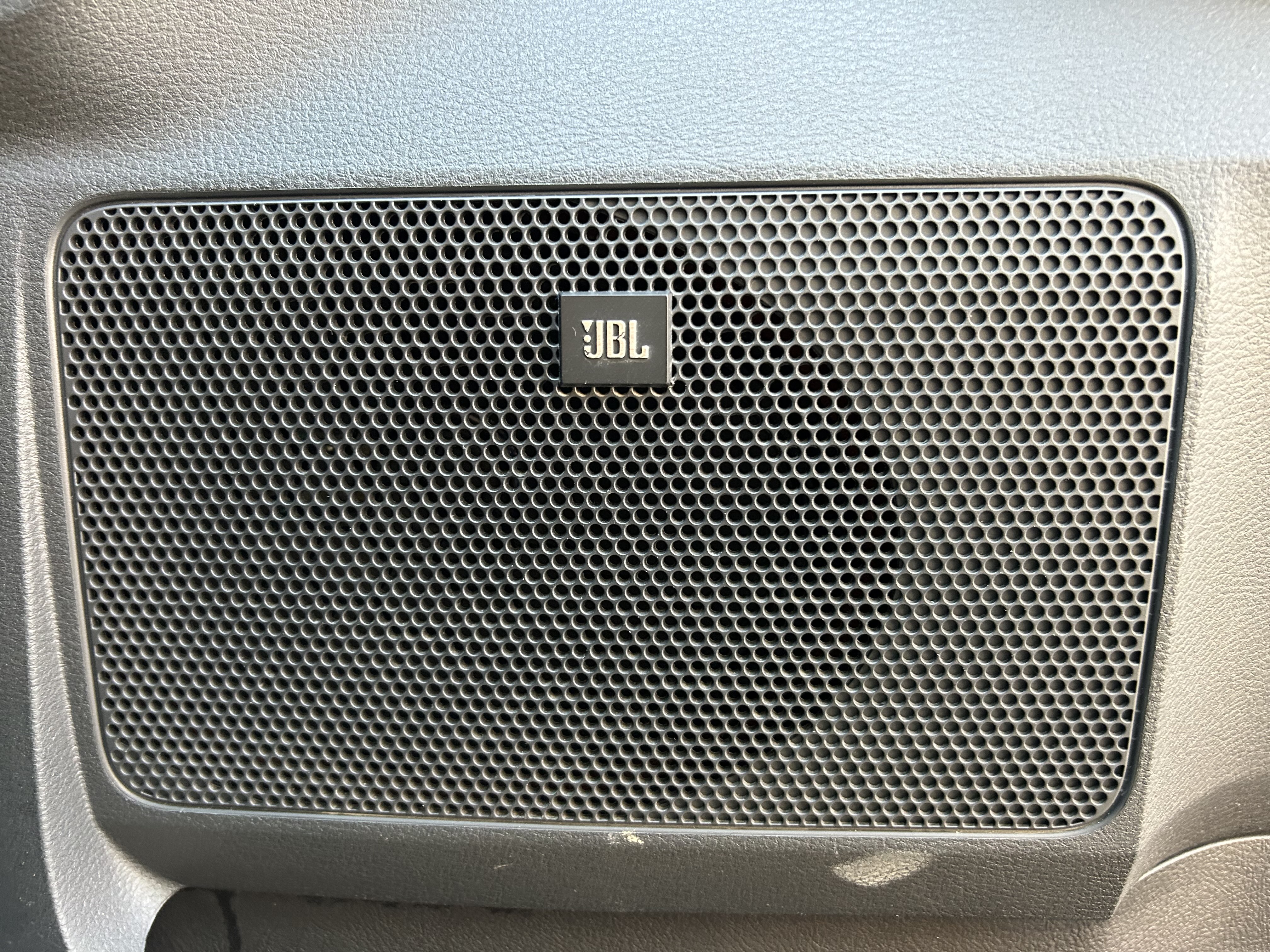 Toyota Tundra 2016 car image #13