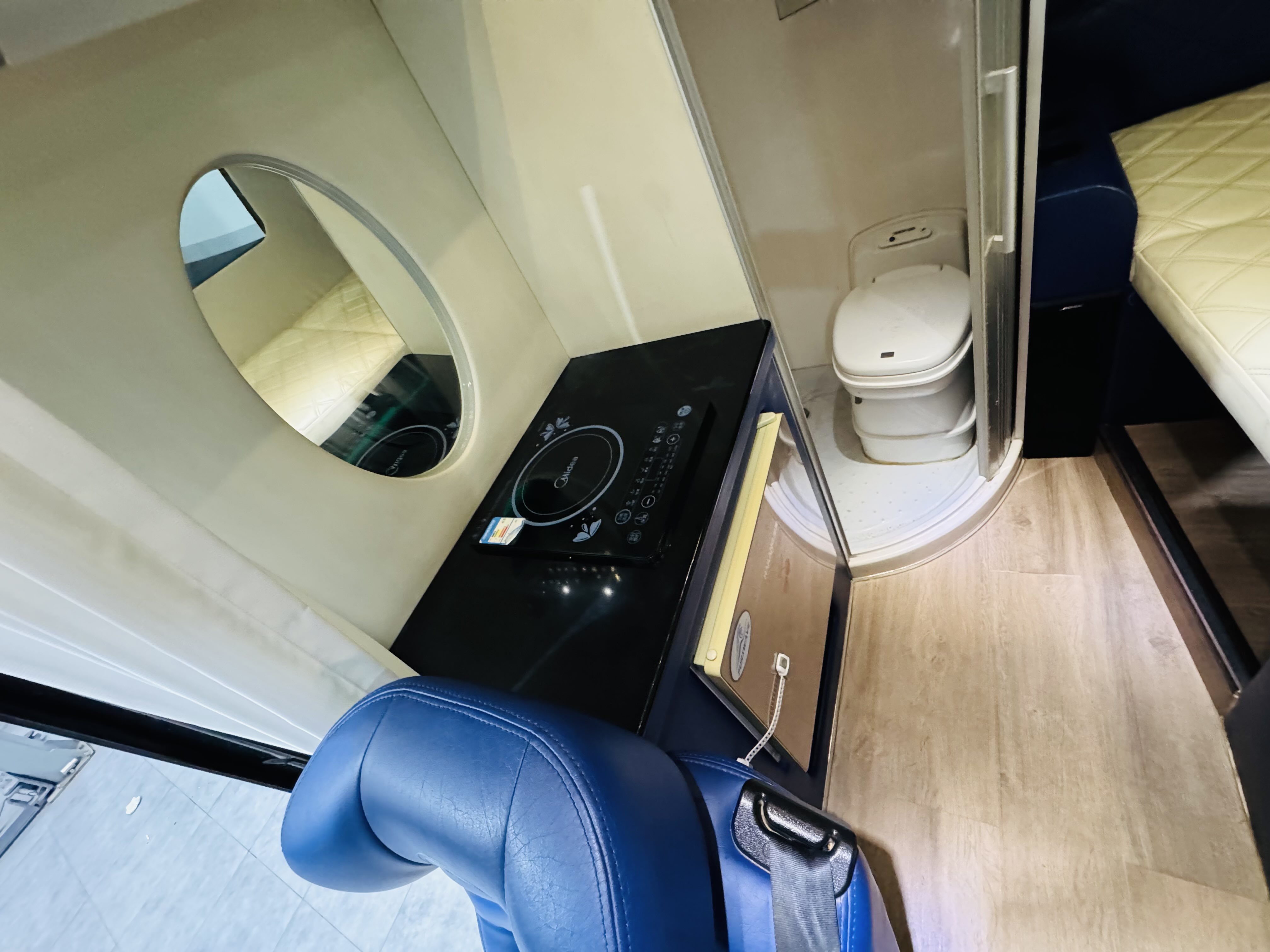 Mercedes-Benz Sprinter 2017 car image #13