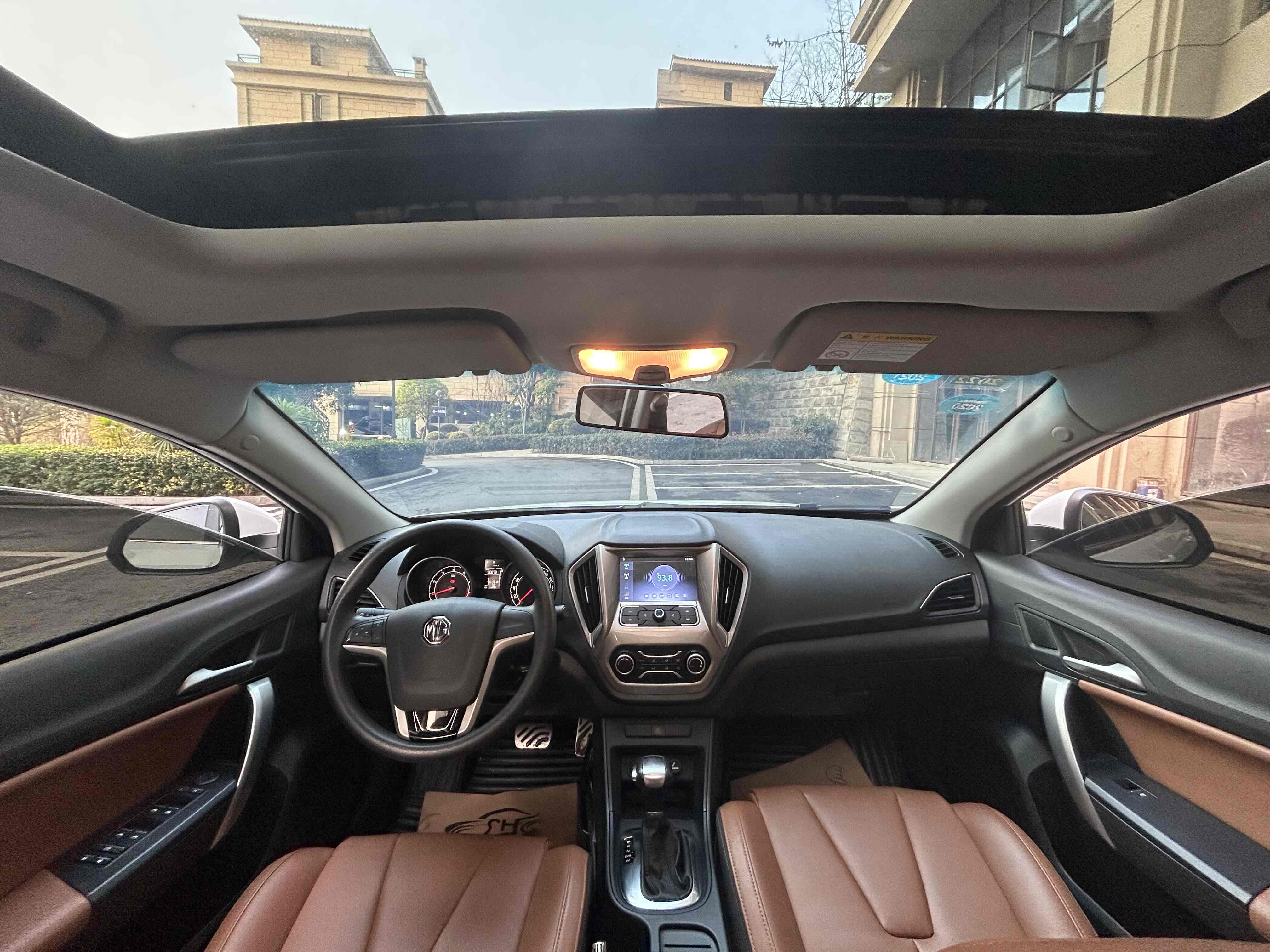 MG GT 2018 car image #13